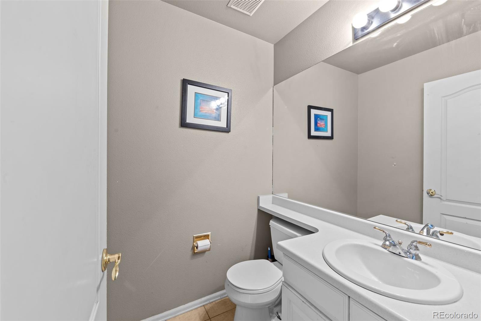 MLS Image #11 for 3295  hollycrest drive,colorado springs, Colorado