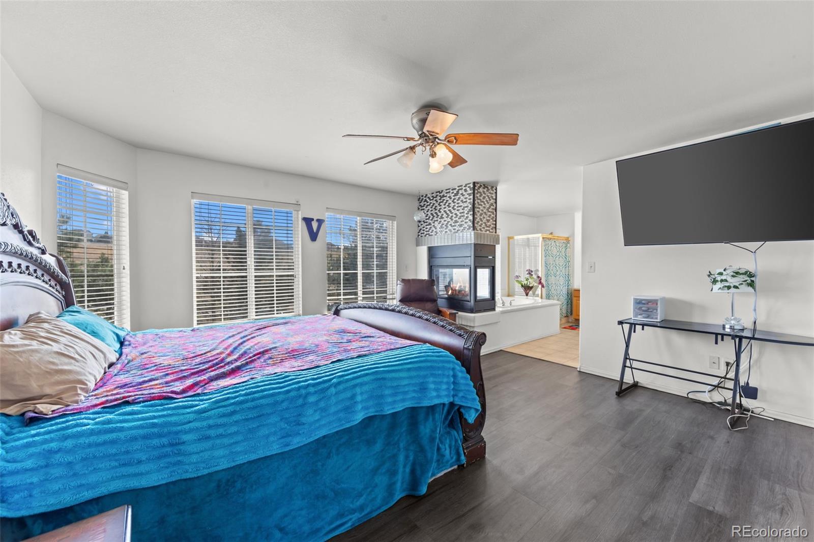 MLS Image #17 for 3295  hollycrest drive,colorado springs, Colorado
