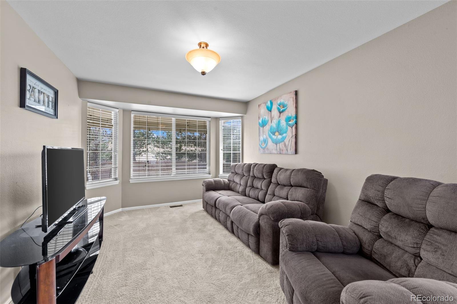 MLS Image #4 for 3295  hollycrest drive,colorado springs, Colorado