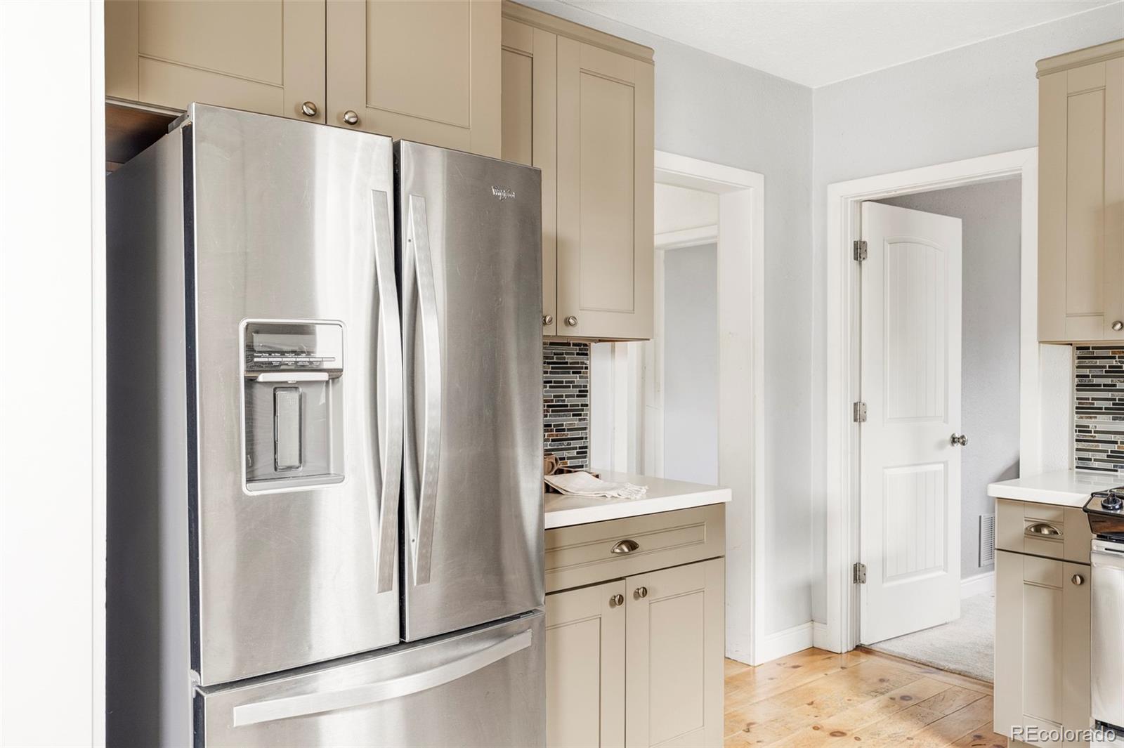 MLS Image #10 for 3310 s emerson street,englewood, Colorado