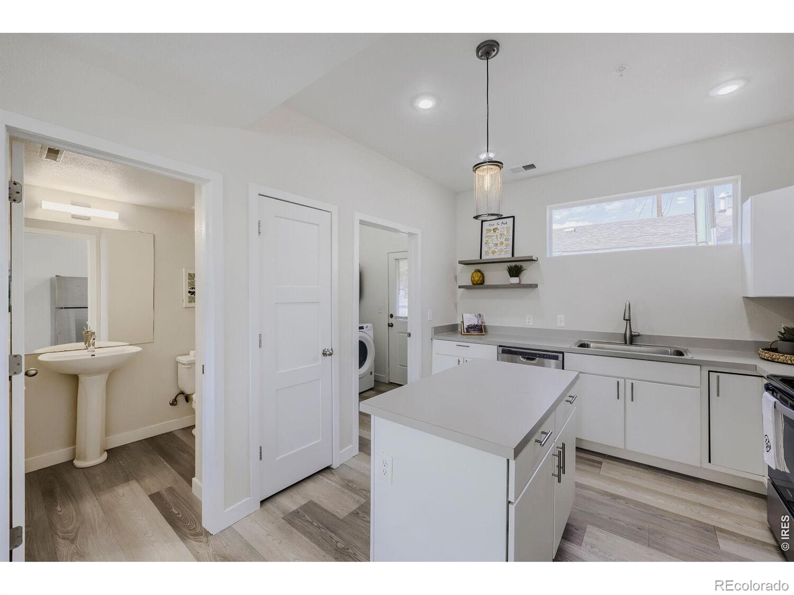 MLS Image #14 for 708  martin street,longmont, Colorado