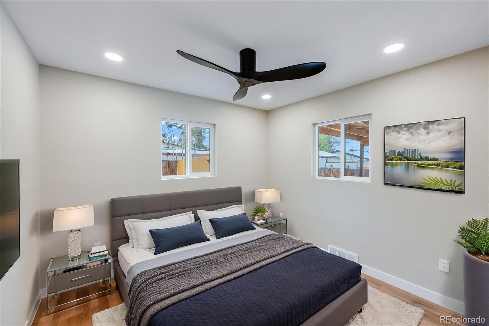 MLS Image #12 for 1600 s sheridan boulevard,denver, Colorado