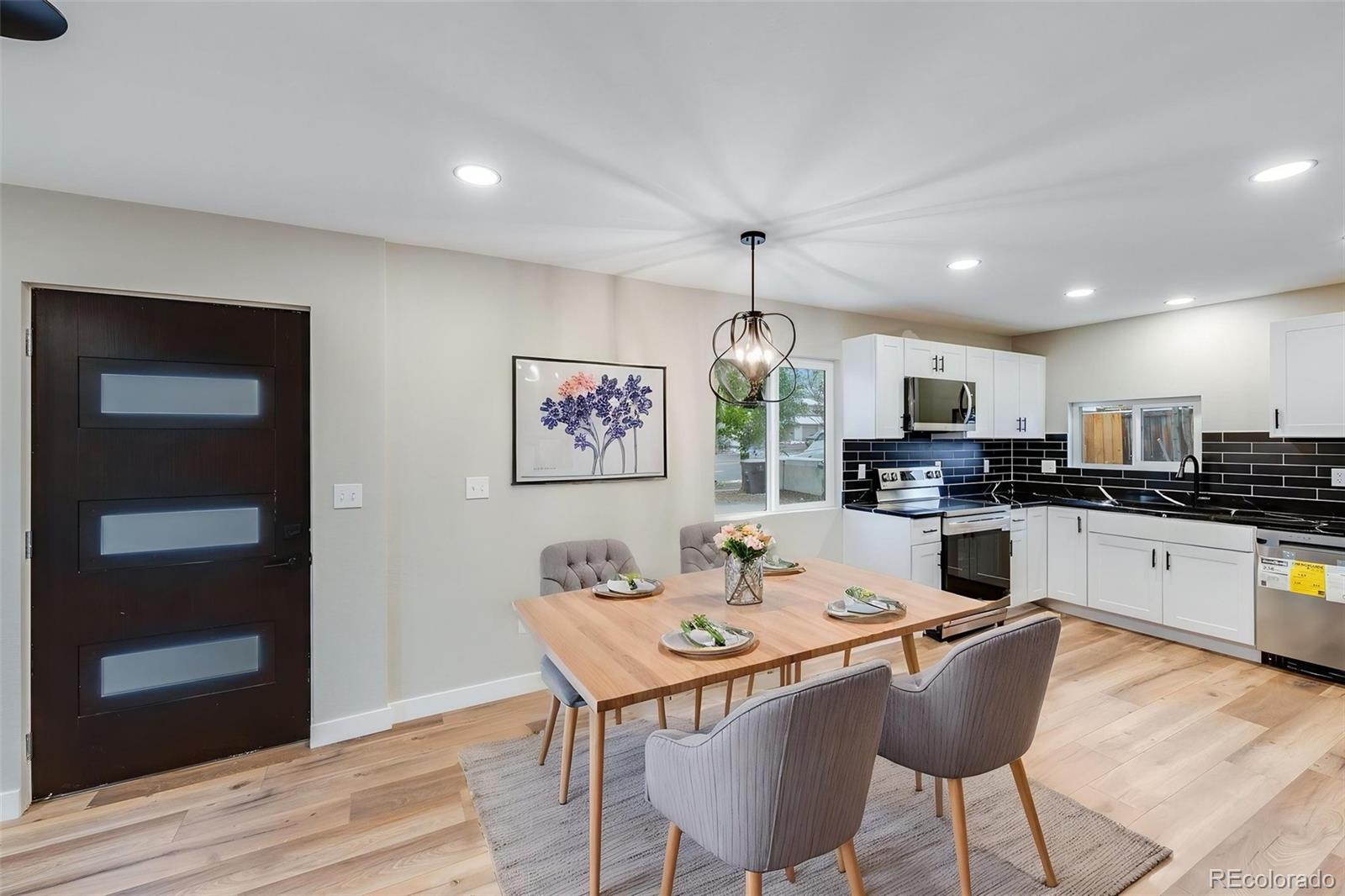MLS Image #14 for 1600 s sheridan boulevard,denver, Colorado