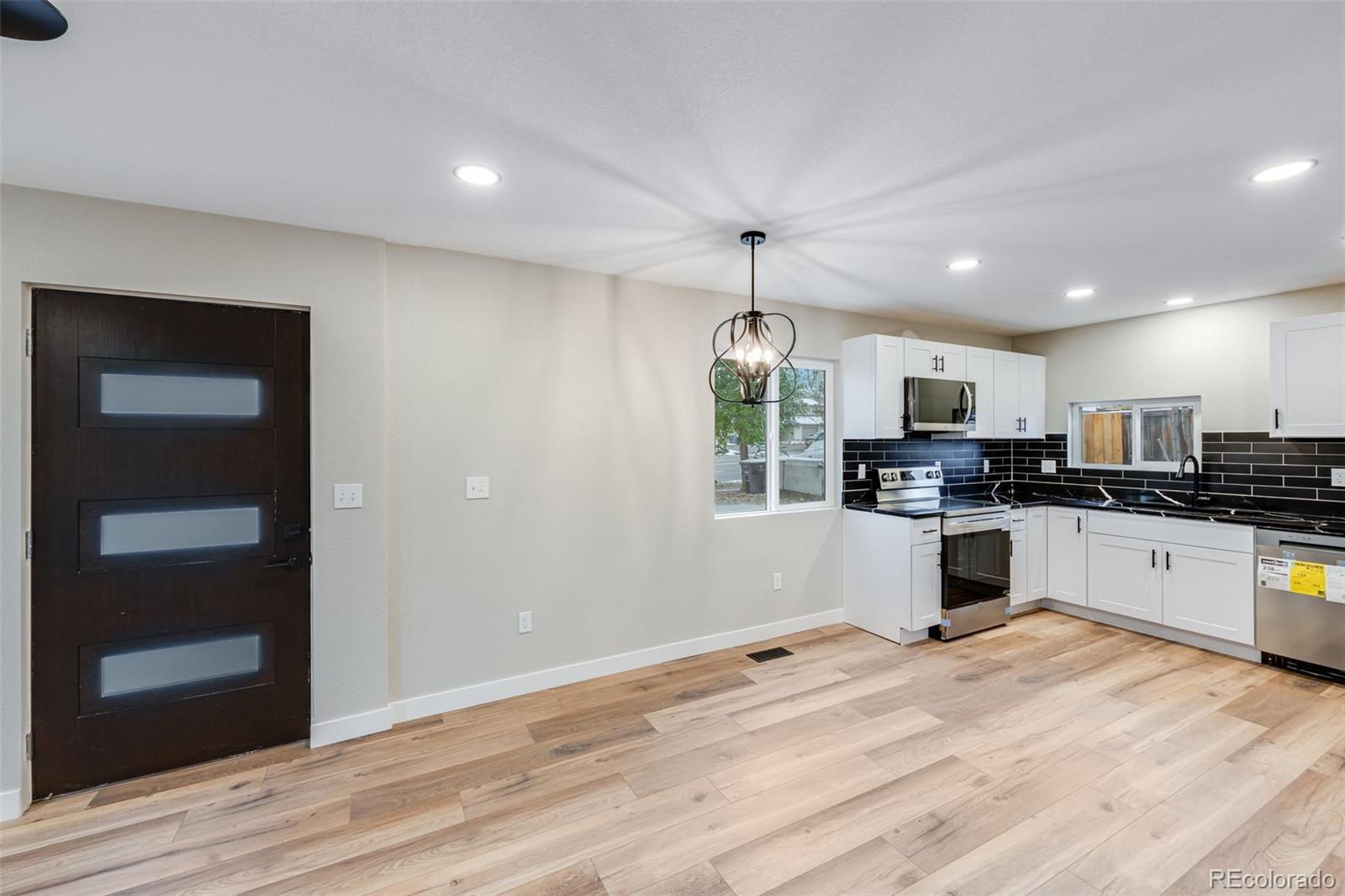 MLS Image #3 for 1600 s sheridan boulevard,denver, Colorado