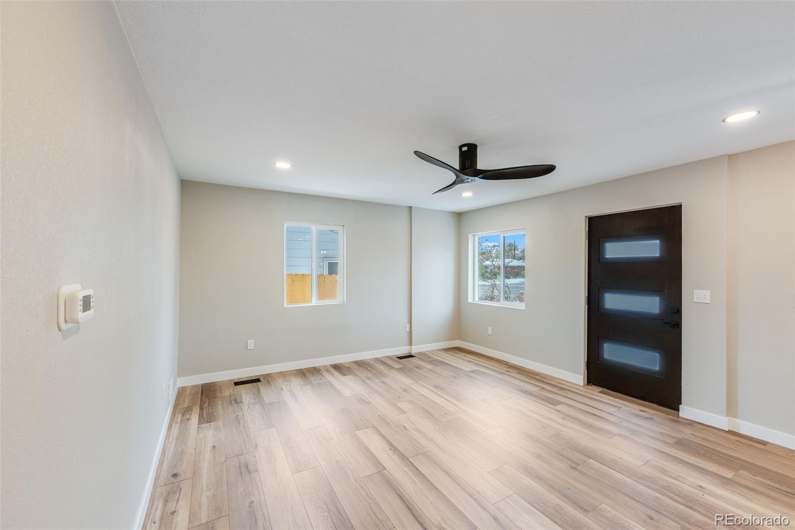 MLS Image #4 for 1600 s sheridan boulevard,denver, Colorado
