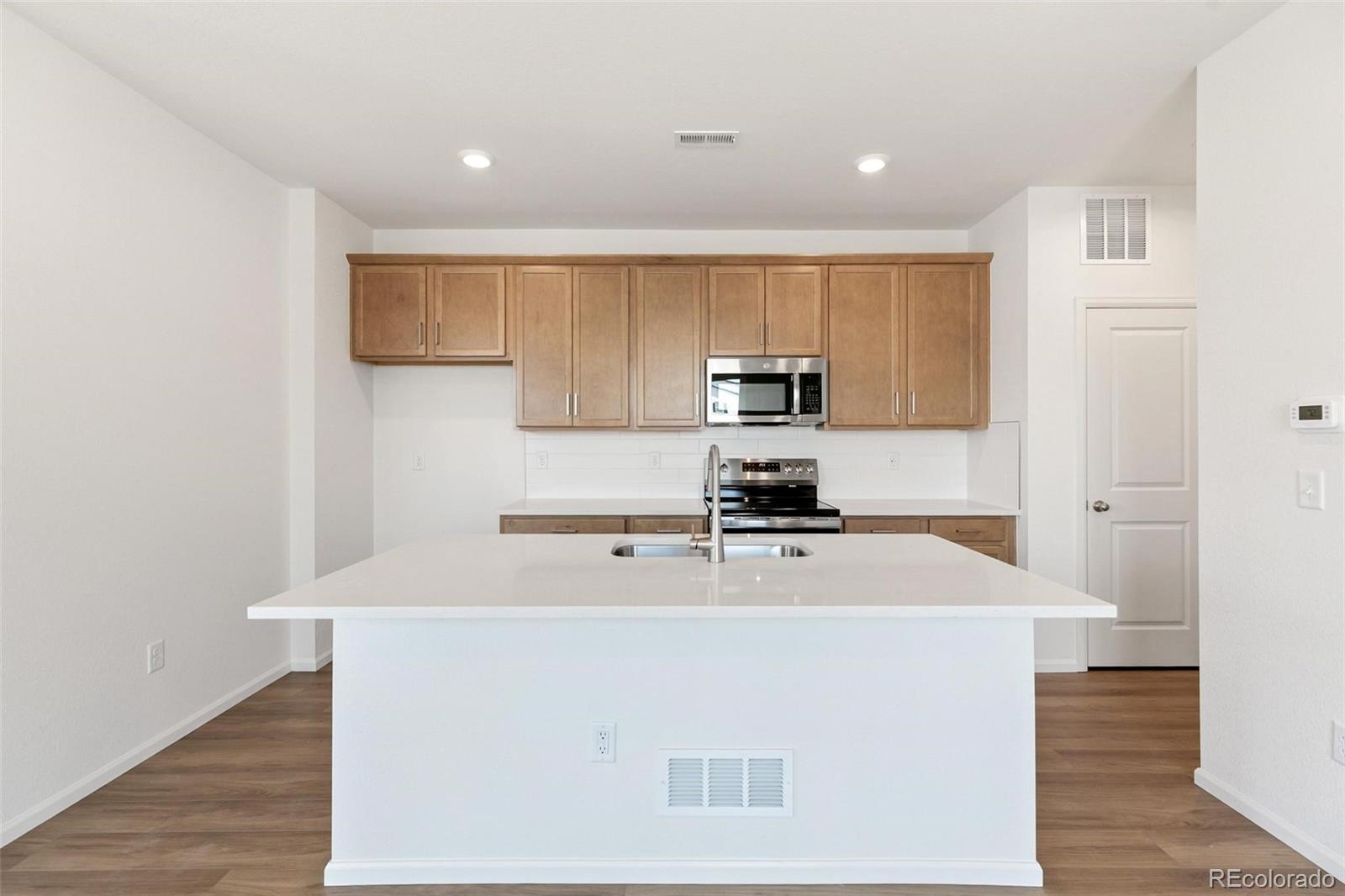 MLS Image #12 for 589 n bently street,watkins, Colorado