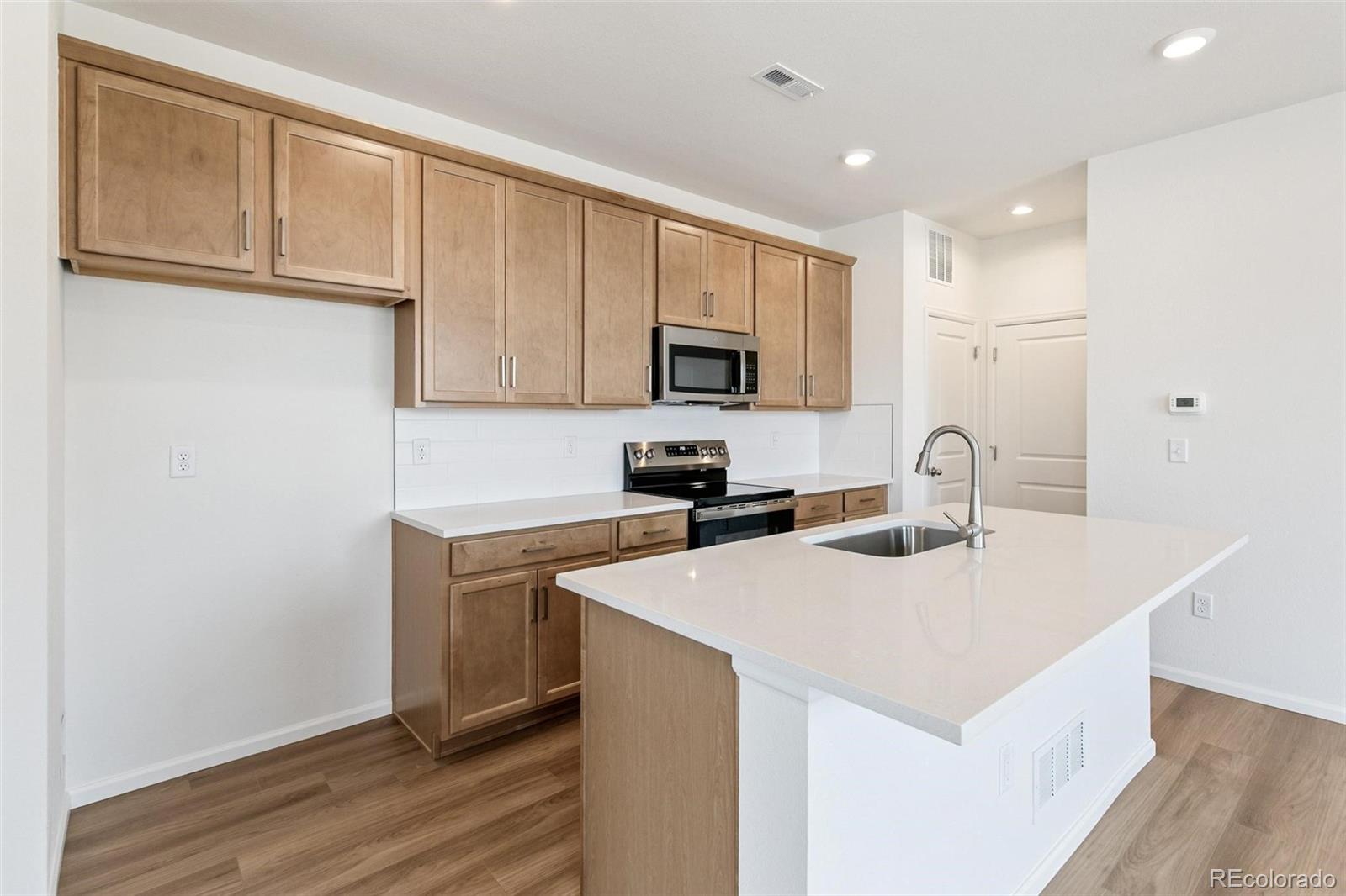 MLS Image #13 for 589 n bently street,watkins, Colorado