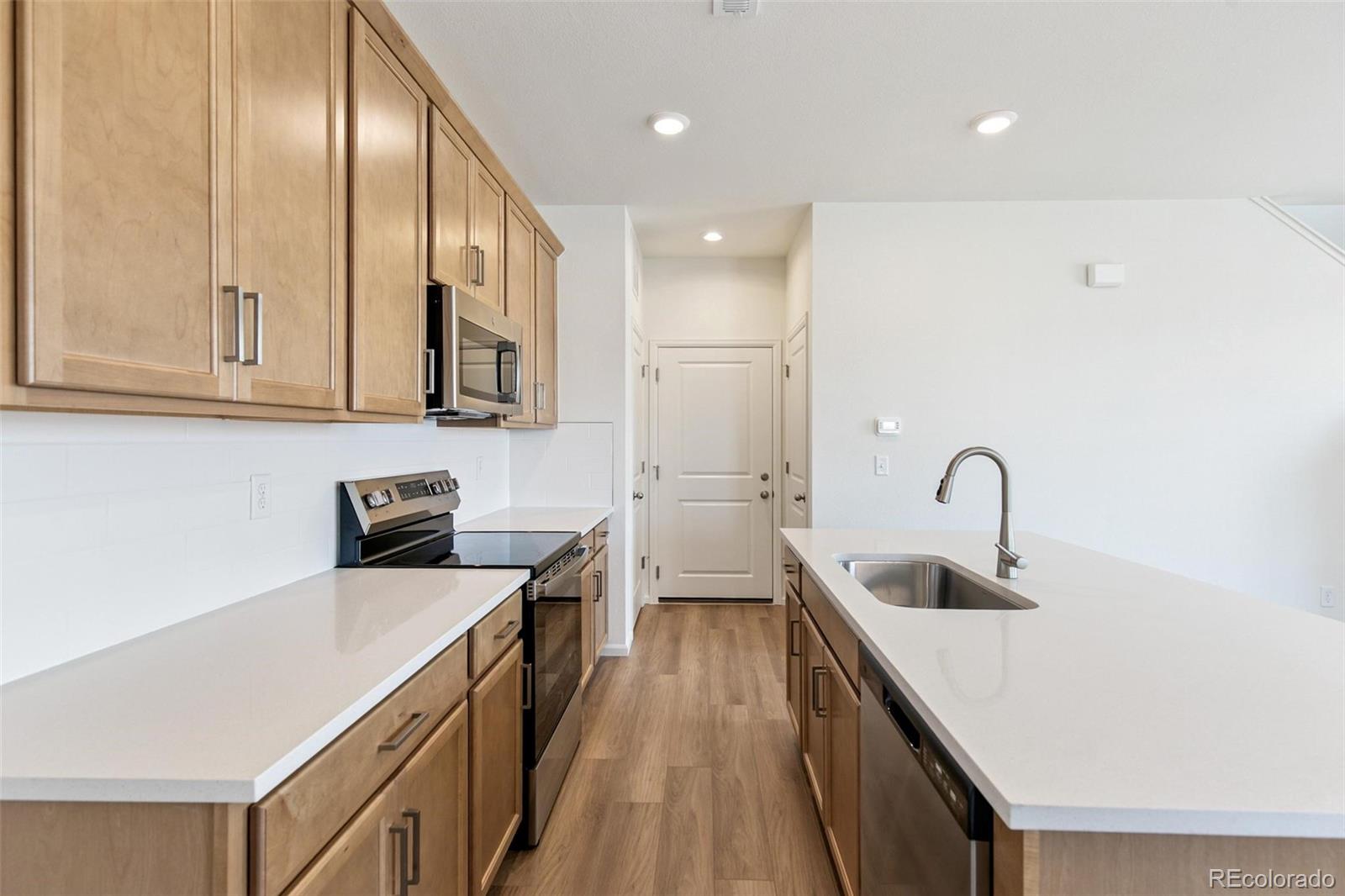 MLS Image #14 for 589 n bently street,watkins, Colorado