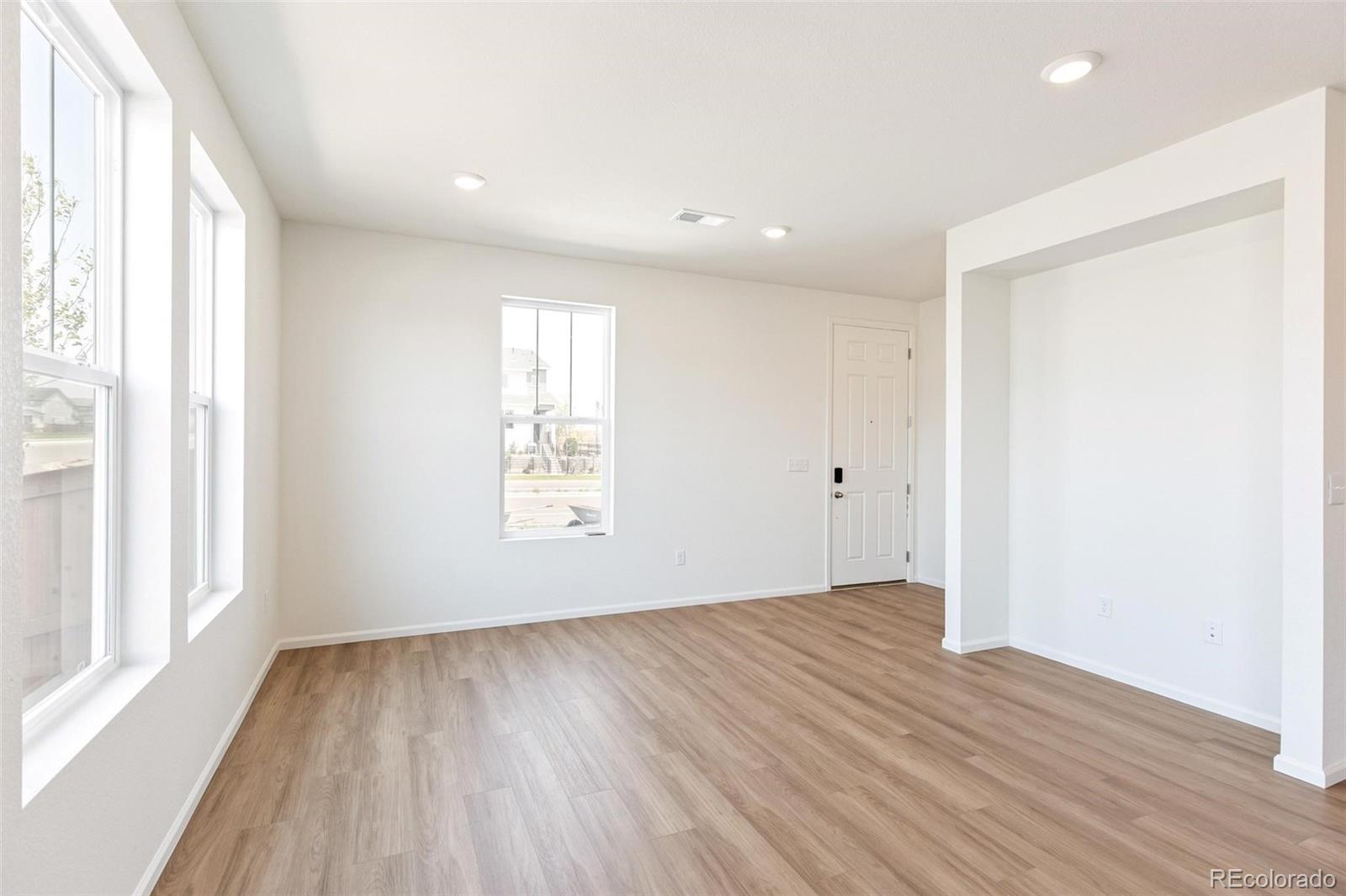 MLS Image #7 for 589 n bently street,watkins, Colorado
