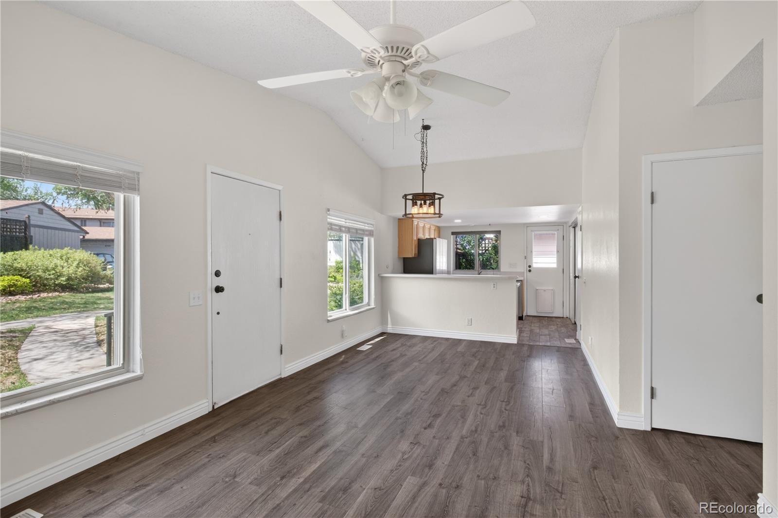 MLS Image #4 for 3572 s kittredge street,aurora, Colorado