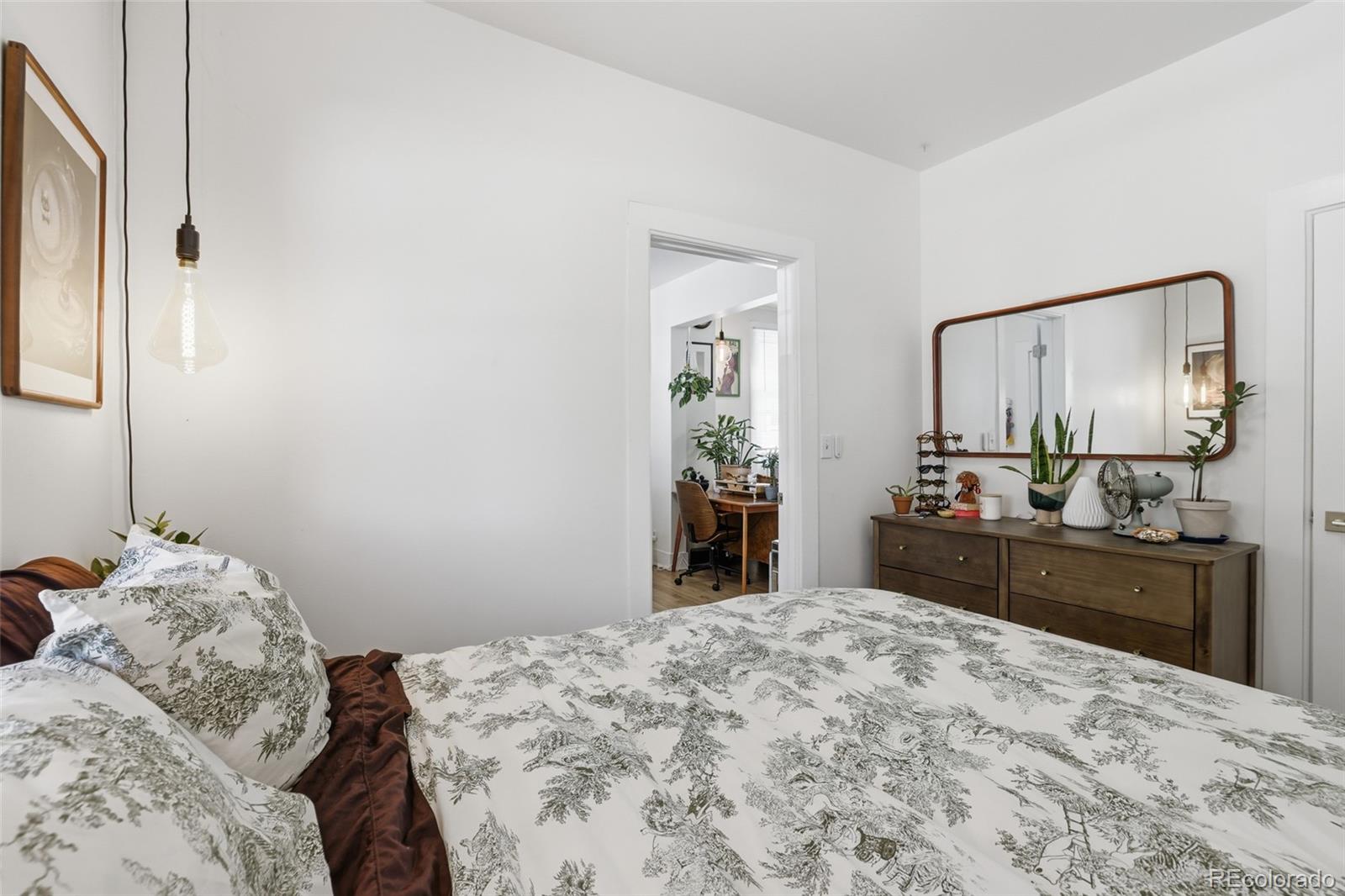 MLS Image #20 for 514 e louisiana avenue,denver, Colorado