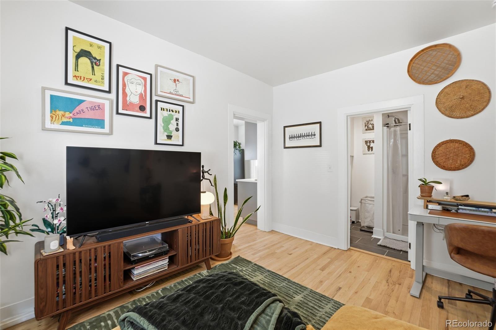 MLS Image #9 for 514 e louisiana avenue,denver, Colorado