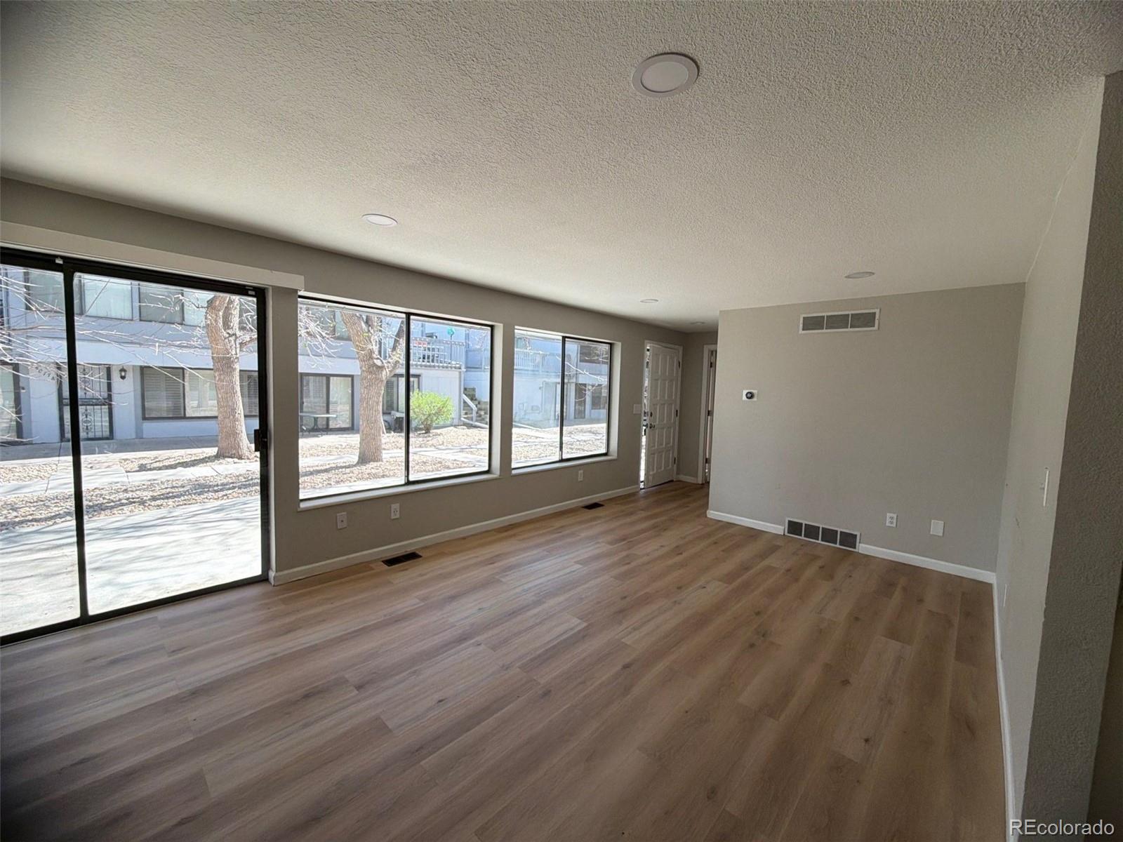 MLS Image #20 for 15047 e louisiana drive,aurora, Colorado