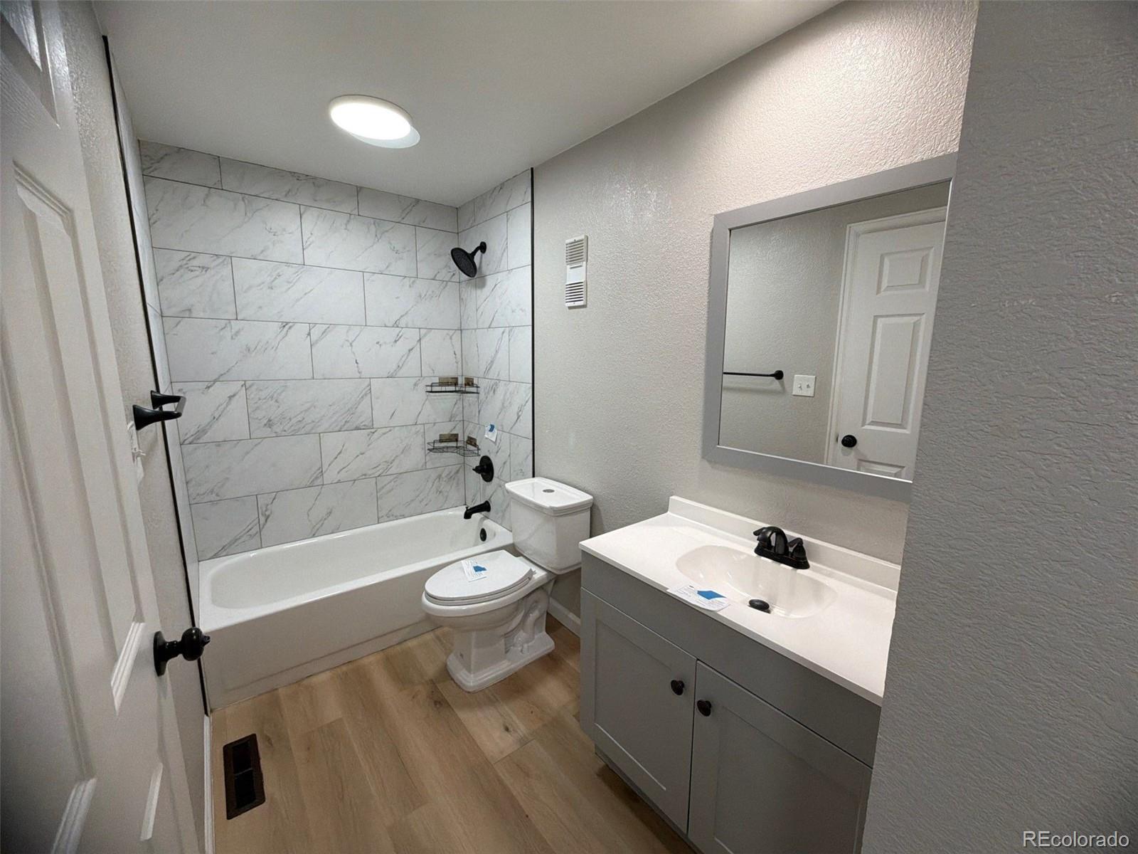 MLS Image #31 for 15047 e louisiana drive,aurora, Colorado