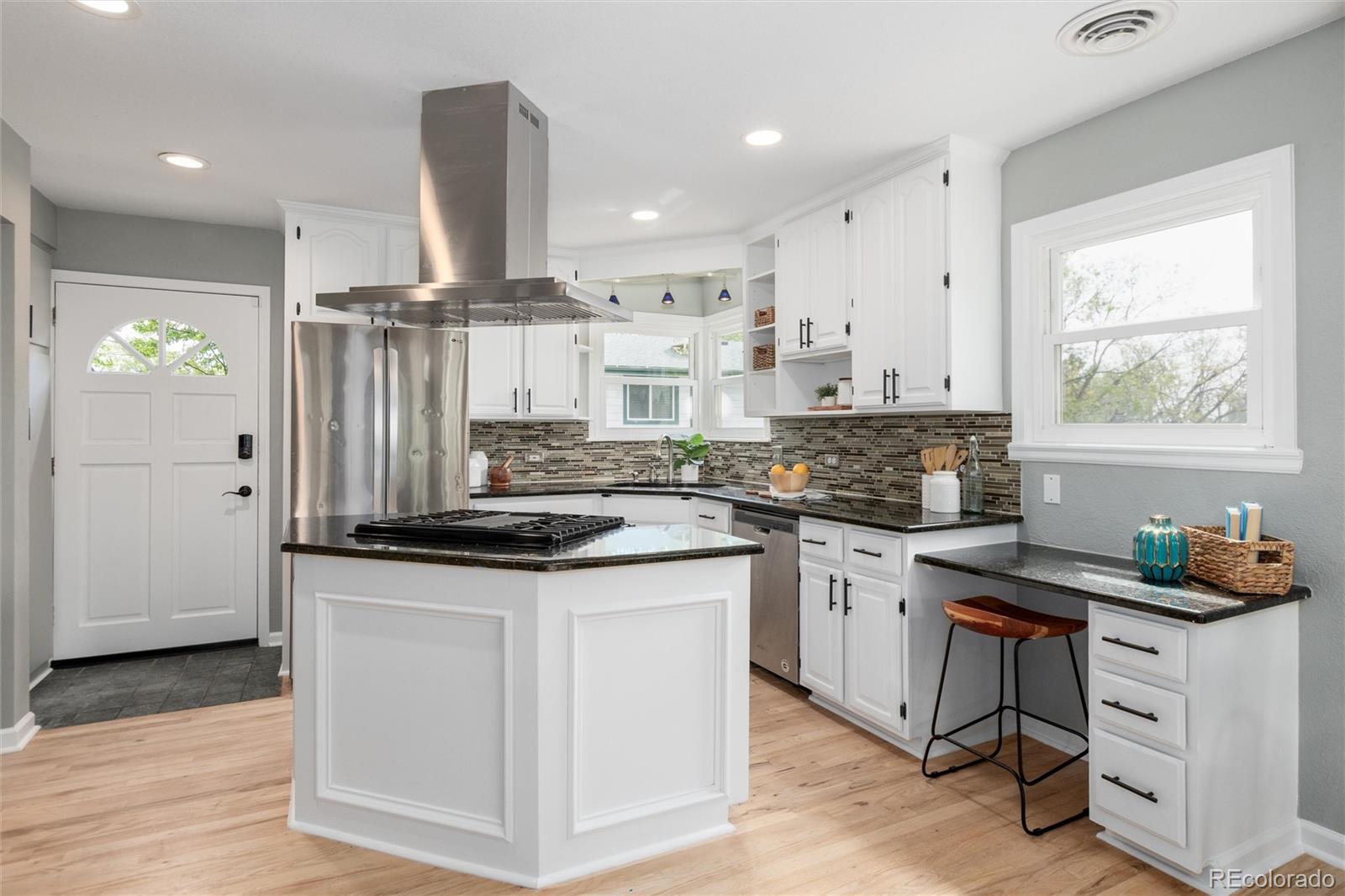 MLS Image #14 for 9525 w 11th avenue,lakewood, Colorado