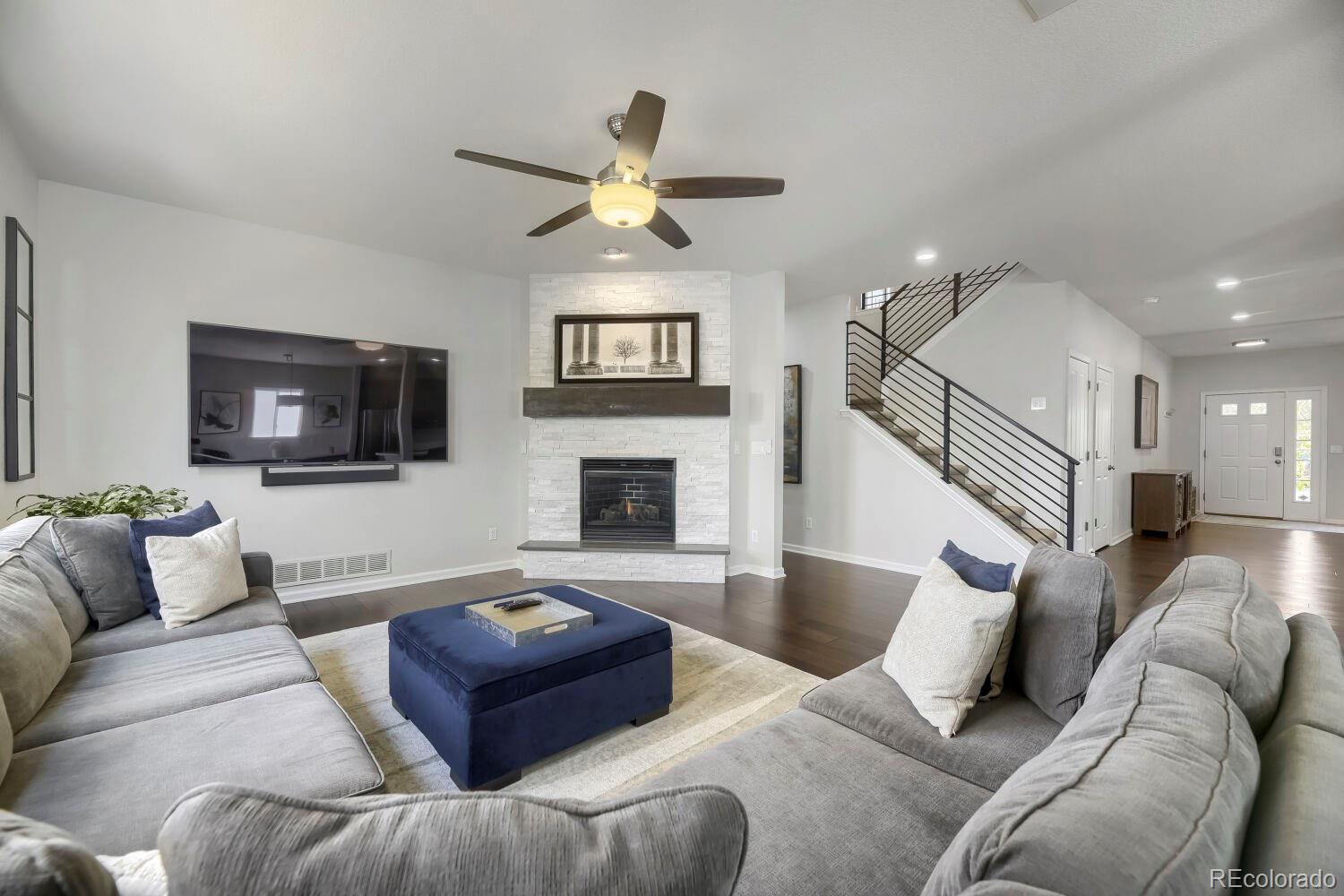 MLS Image #3 for 16845 e maplewood drive,aurora, Colorado