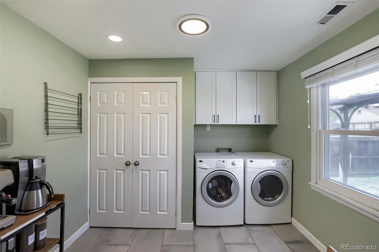MLS Image #12 for 5115  umatilla street,denver, Colorado