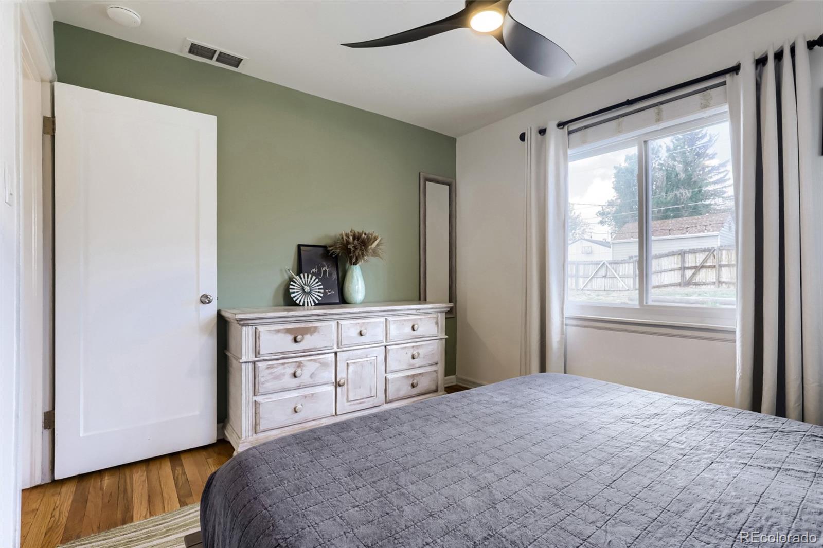 MLS Image #14 for 5115  umatilla street,denver, Colorado