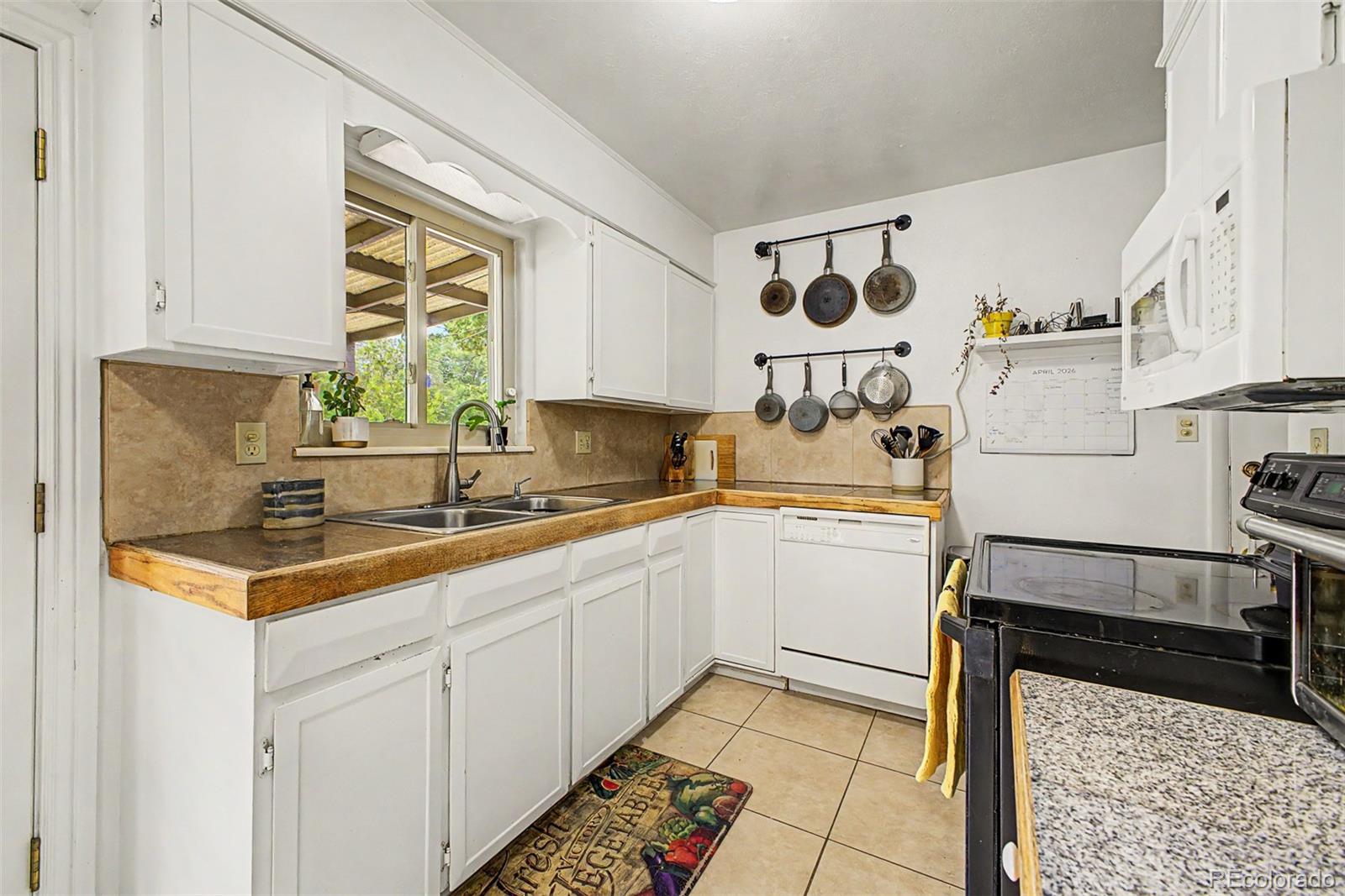 MLS Image #7 for 1521  lamplighter drive,longmont, Colorado