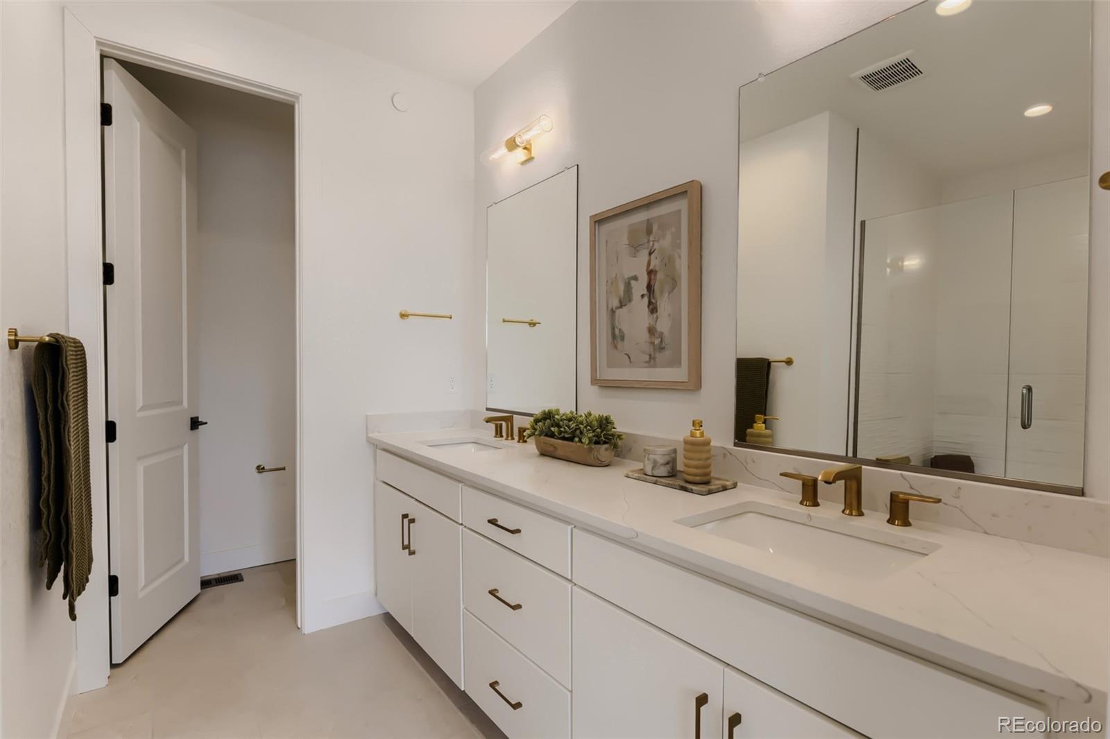 MLS Image #10 for 11000 e geddes circle,centennial, Colorado