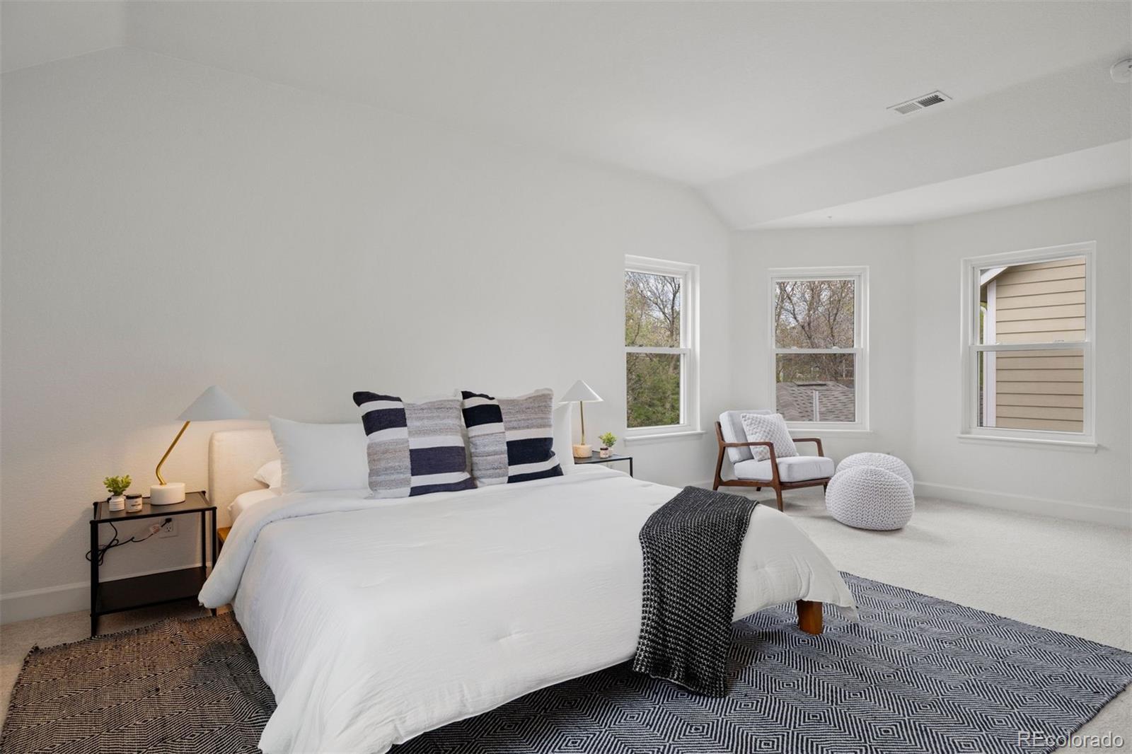 MLS Image #11 for 7602 e 8th place,denver, Colorado