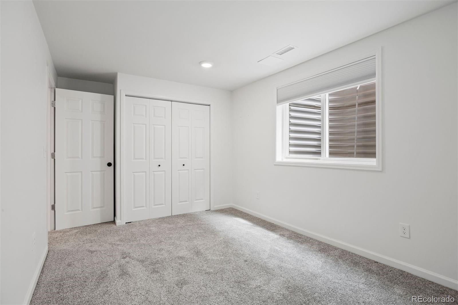 MLS Image #21 for 7602 e 8th place,denver, Colorado