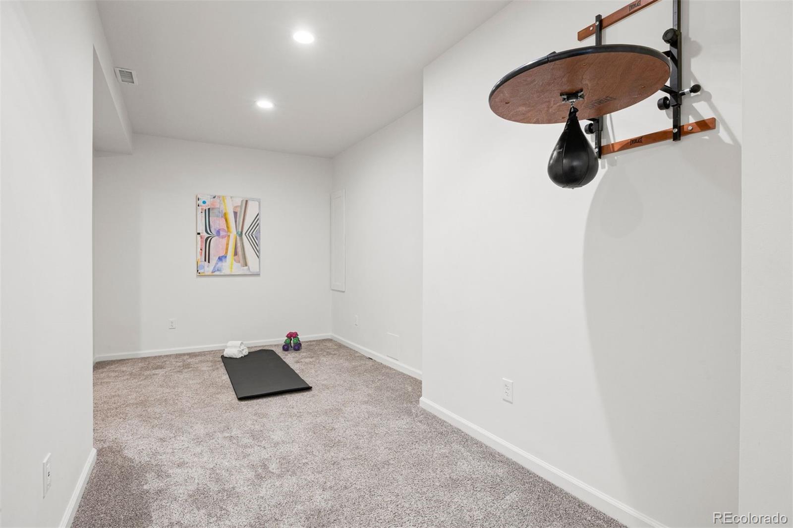 MLS Image #23 for 7602 e 8th place,denver, Colorado