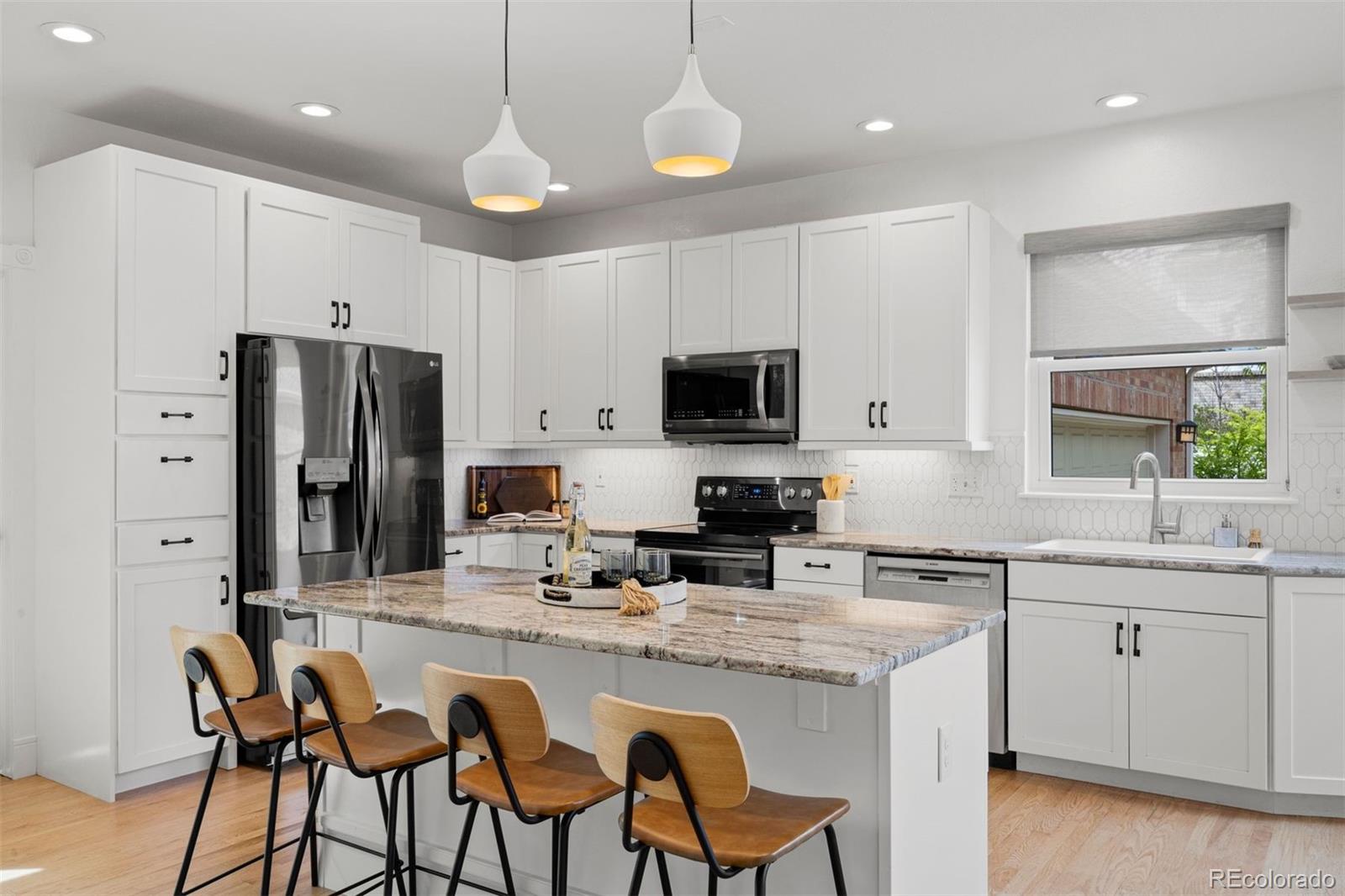 MLS Image #7 for 7602 e 8th place,denver, Colorado