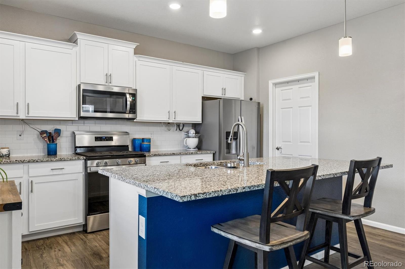 MLS Image #2 for 6031  plains end court,castle rock, Colorado