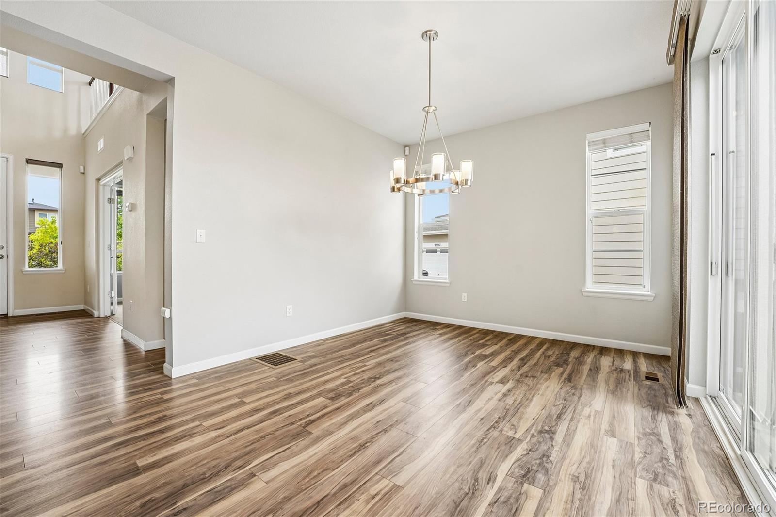 MLS Image #12 for 9516  juniper way,arvada, Colorado