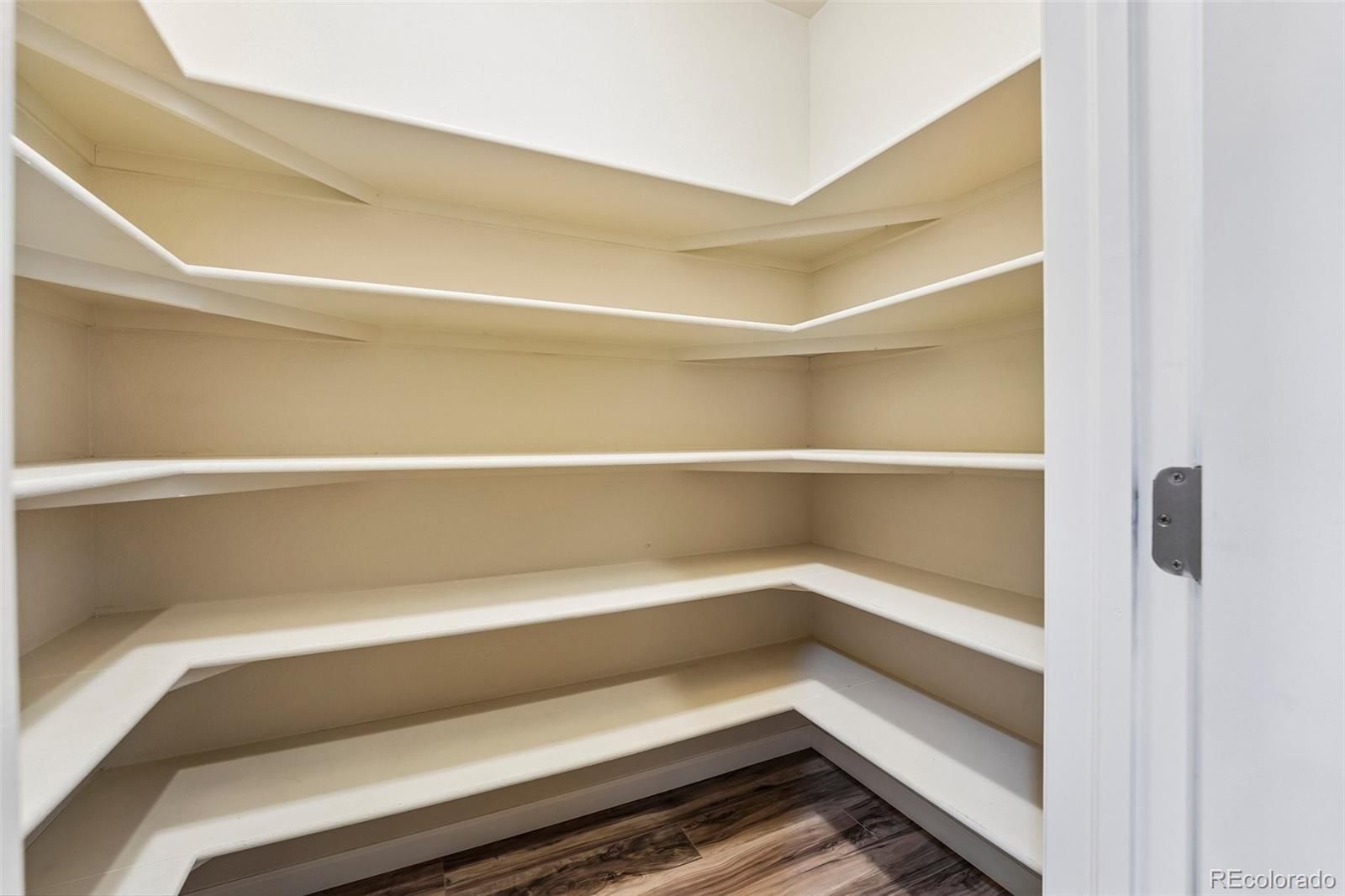 MLS Image #19 for 9516  juniper way,arvada, Colorado