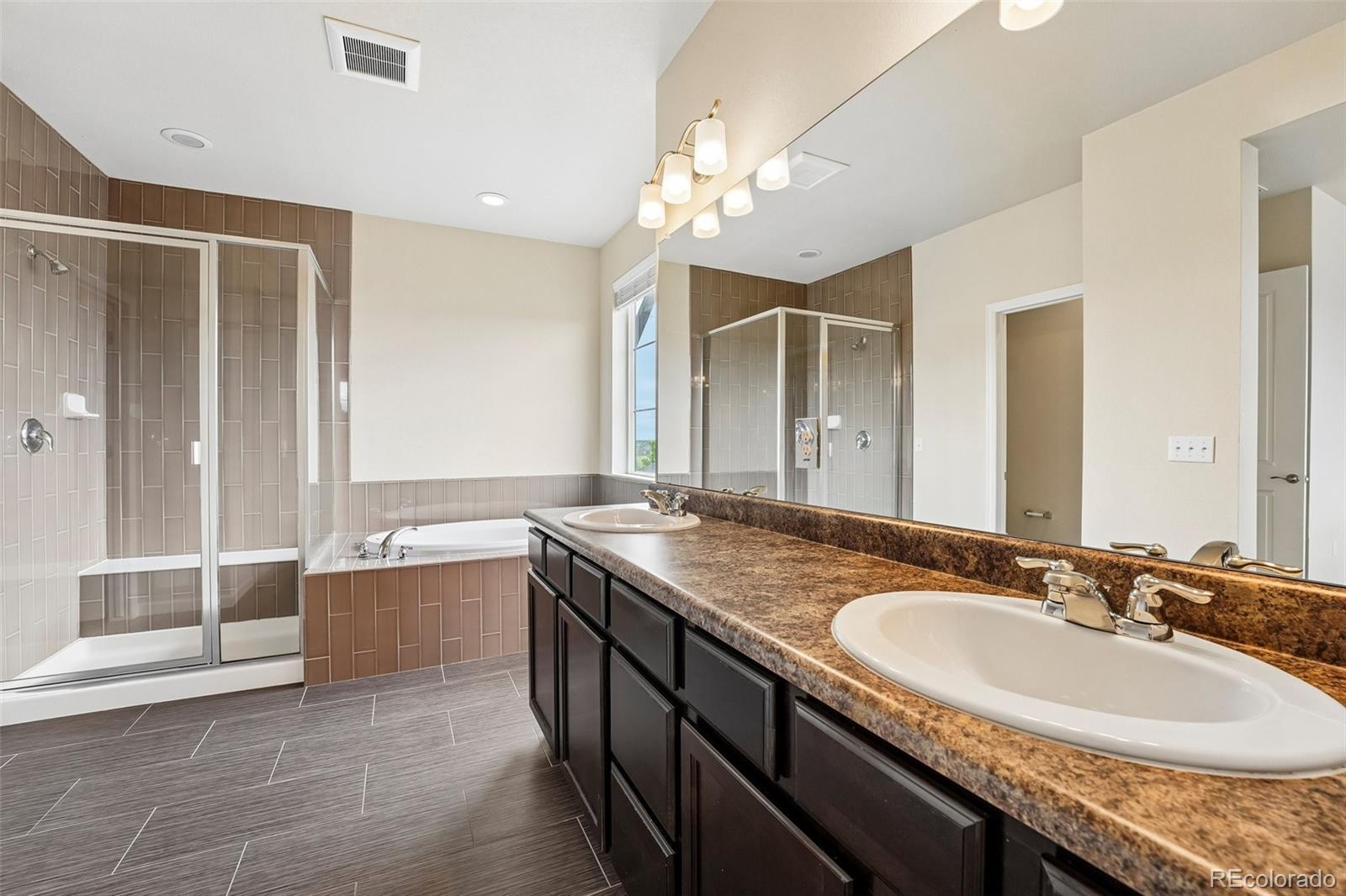 MLS Image #26 for 9516  juniper way,arvada, Colorado
