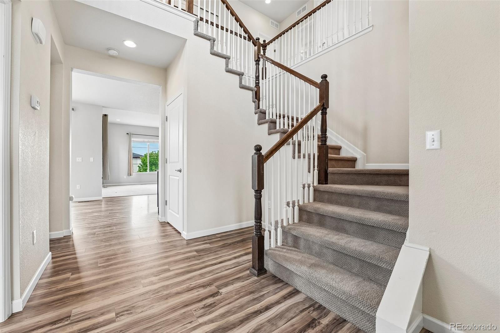MLS Image #4 for 9516  juniper way,arvada, Colorado