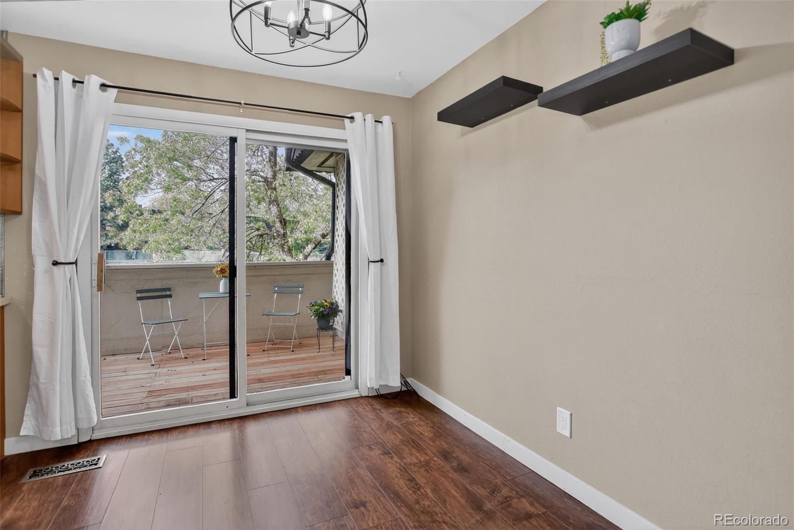 MLS Image #10 for 6870 s broadway ,centennial, Colorado