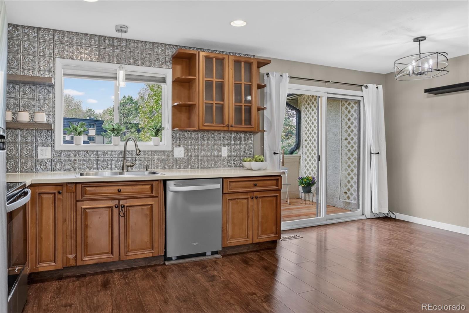 MLS Image #7 for 6870 s broadway ,centennial, Colorado
