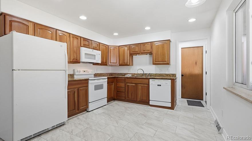 MLS Image #5 for 13465 w 7th drive,golden, Colorado