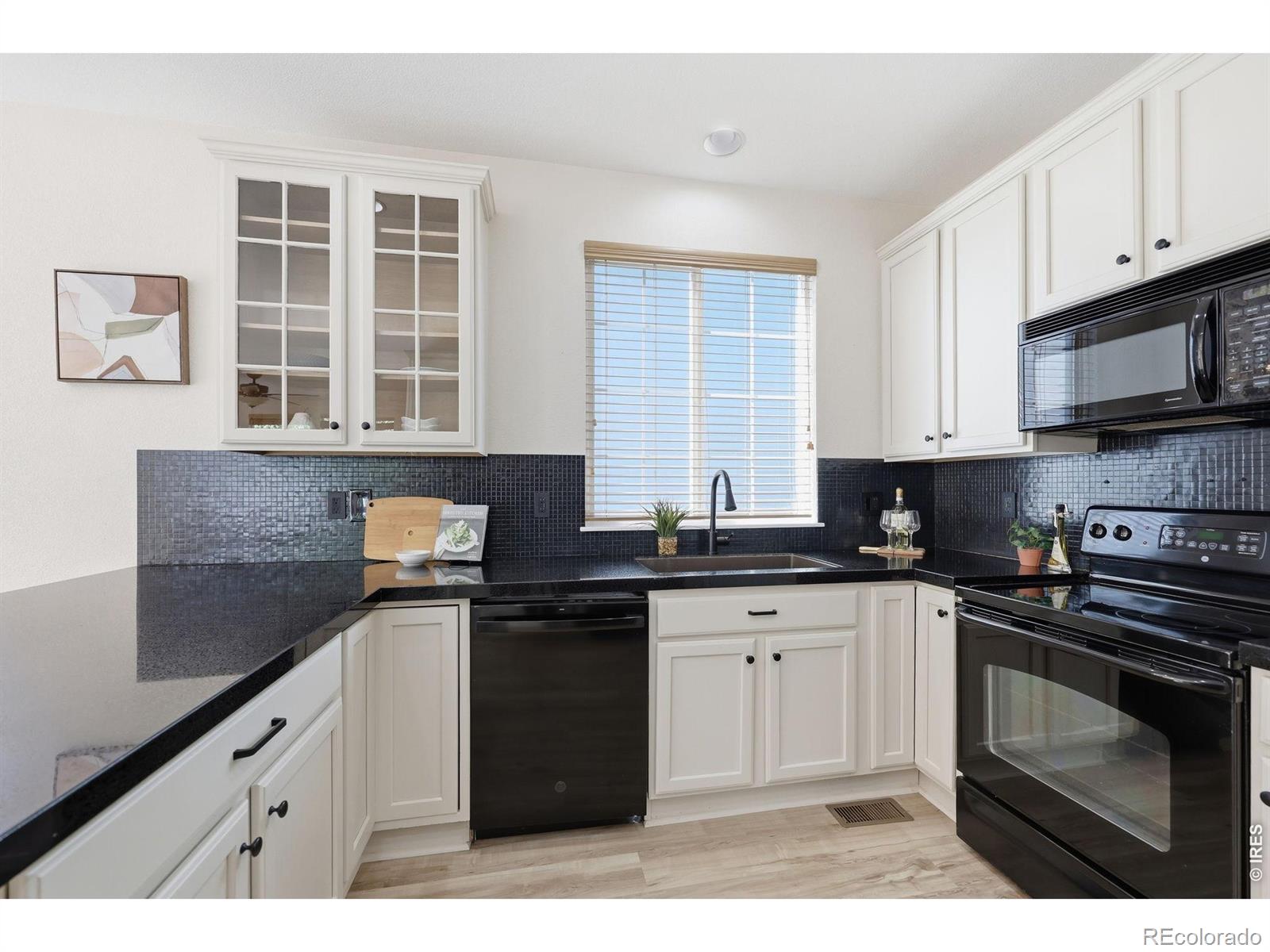 MLS Image #5 for 3800  red deer trail,broomfield, Colorado