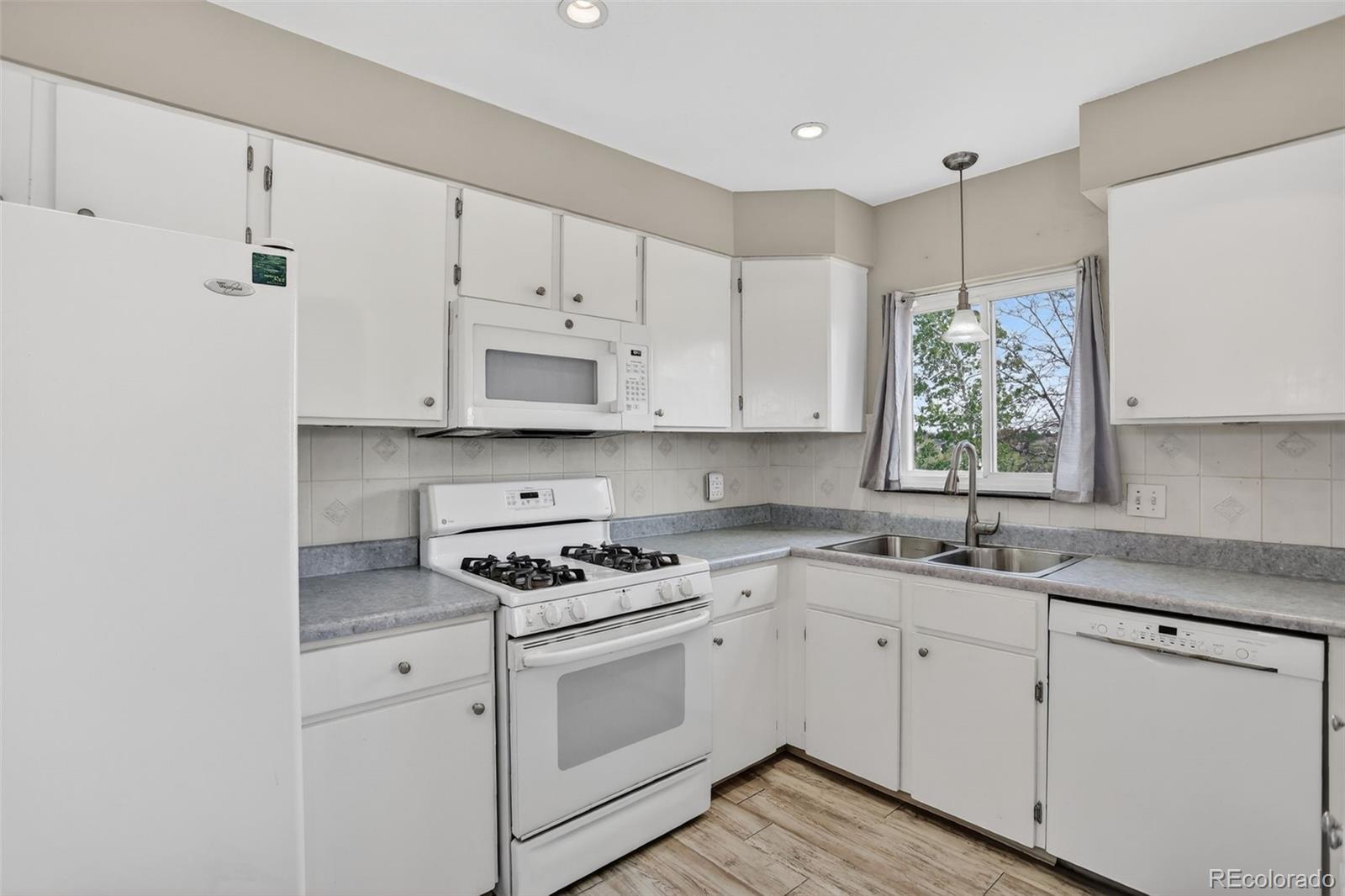MLS Image #12 for 18597 e union drive,aurora, Colorado