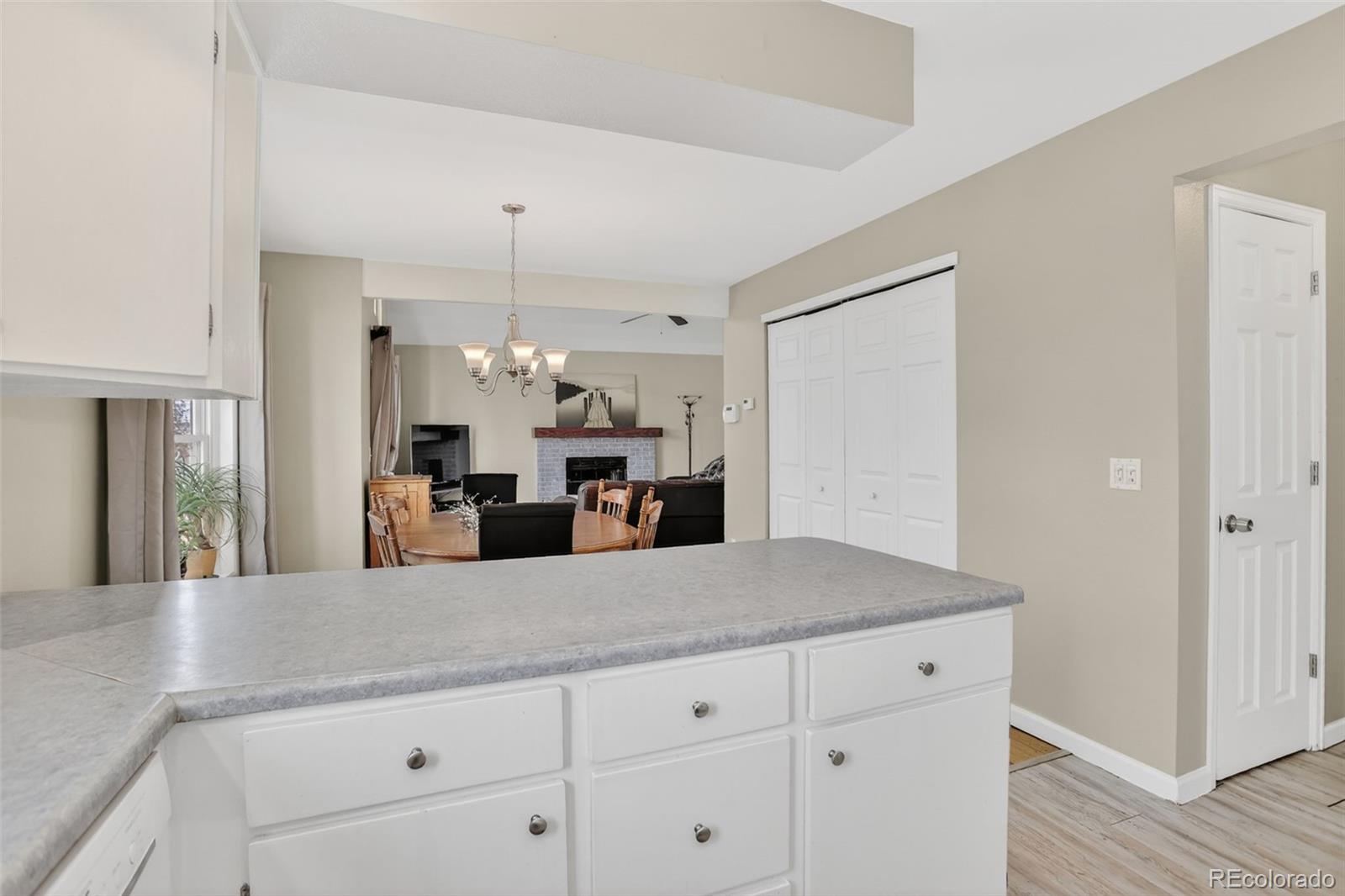 MLS Image #14 for 18597 e union drive,aurora, Colorado