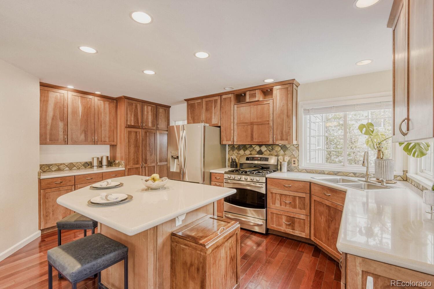 MLS Image #11 for 2003  chesapeake lane,highlands ranch, Colorado