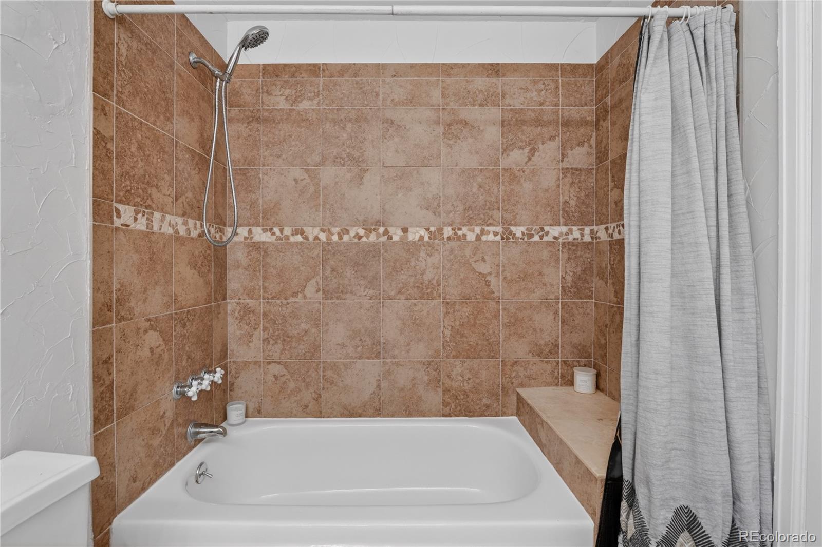 MLS Image #19 for 6233 s dover street,littleton, Colorado
