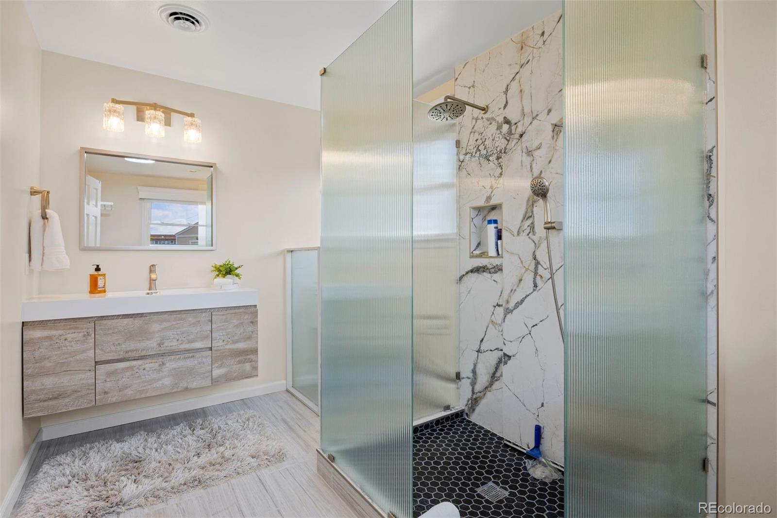 MLS Image #14 for 3795 s jersey street,denver, Colorado