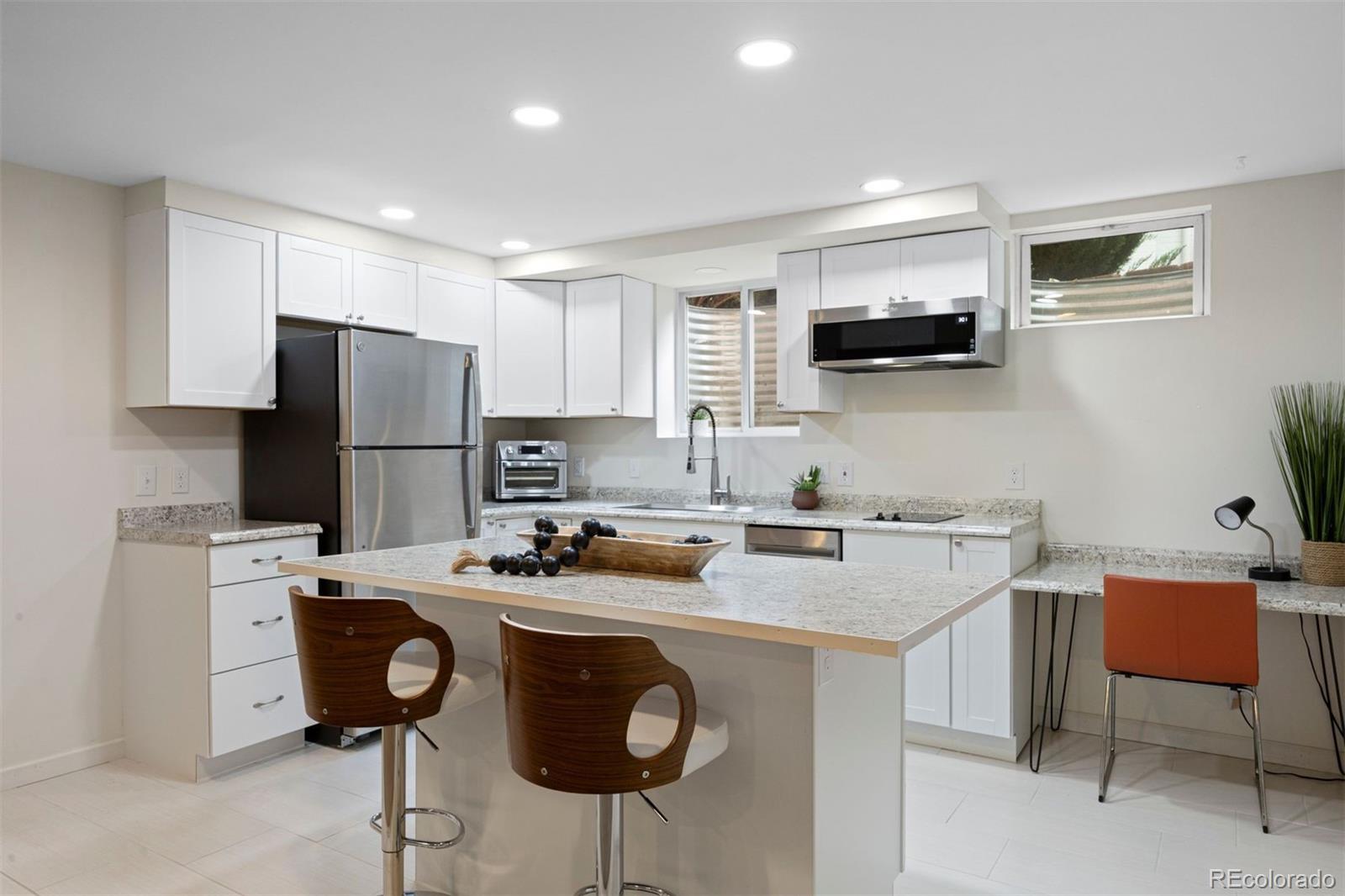 MLS Image #23 for 3795 s jersey street,denver, Colorado