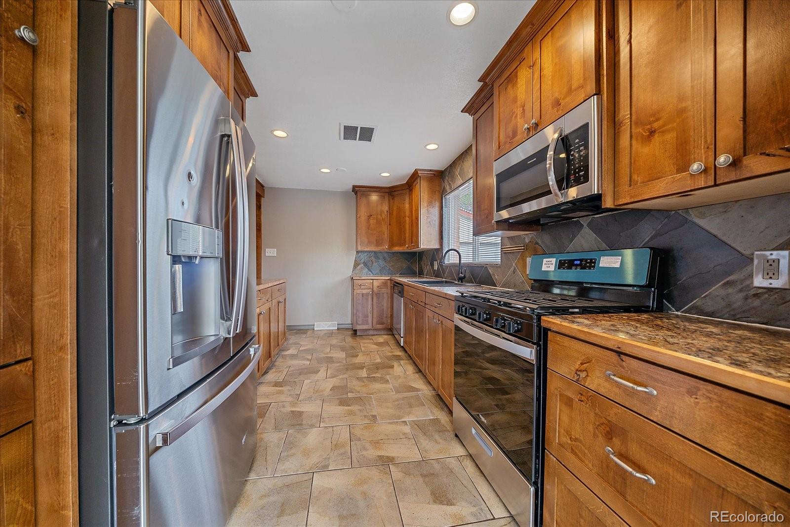 MLS Image #2 for 8581  faraday street,denver, Colorado