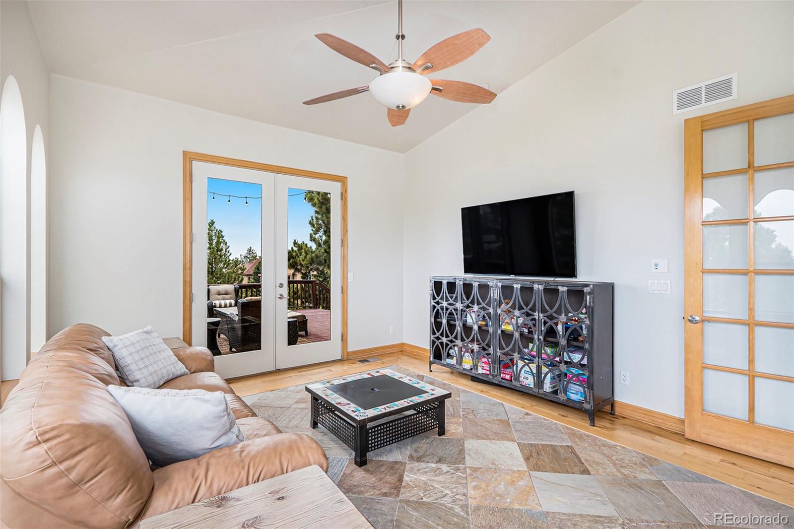 MLS Image #14 for 12161 s leaning pine court,parker, Colorado