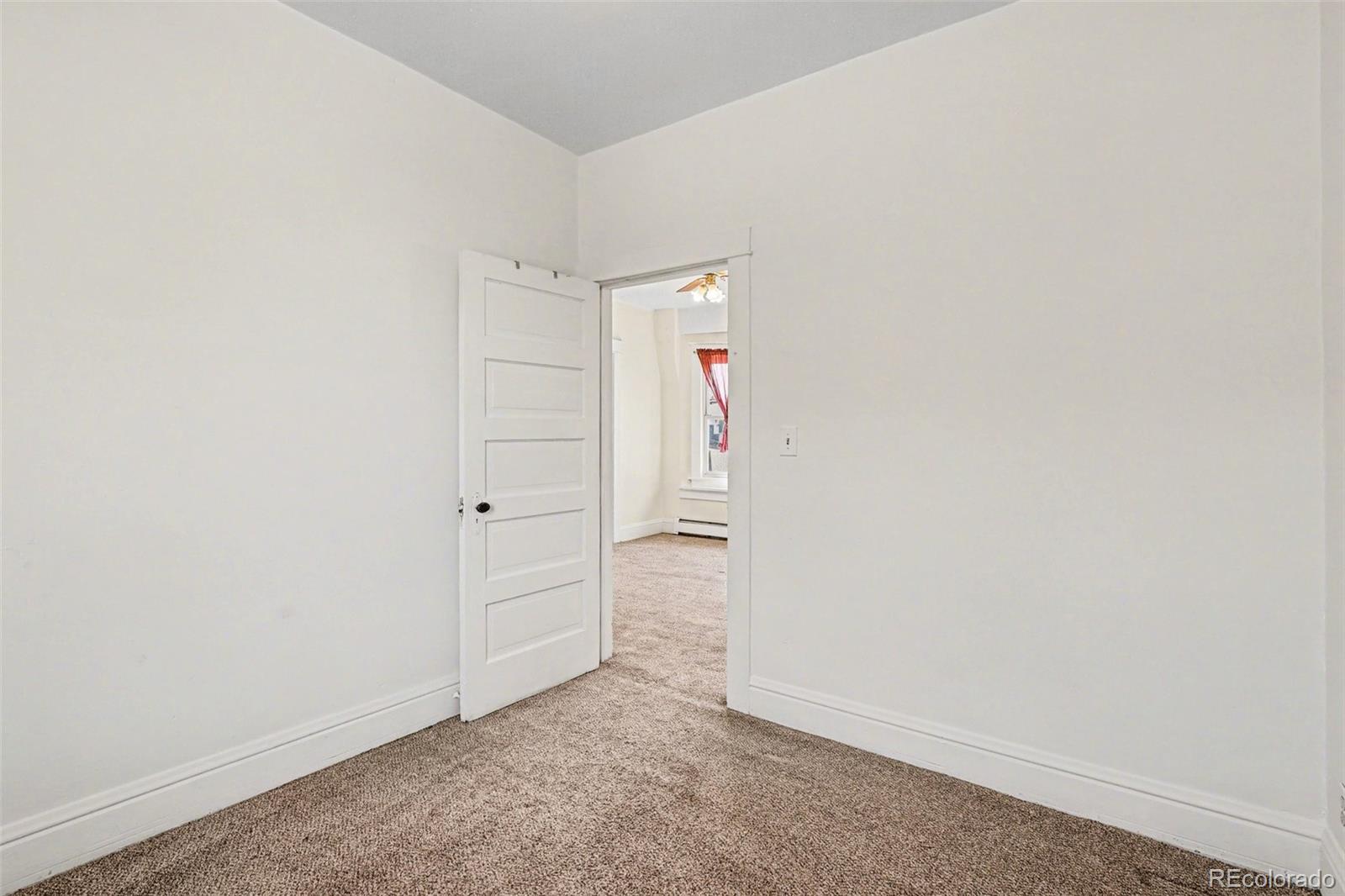 MLS Image #13 for 1247 s bannock street,denver, Colorado