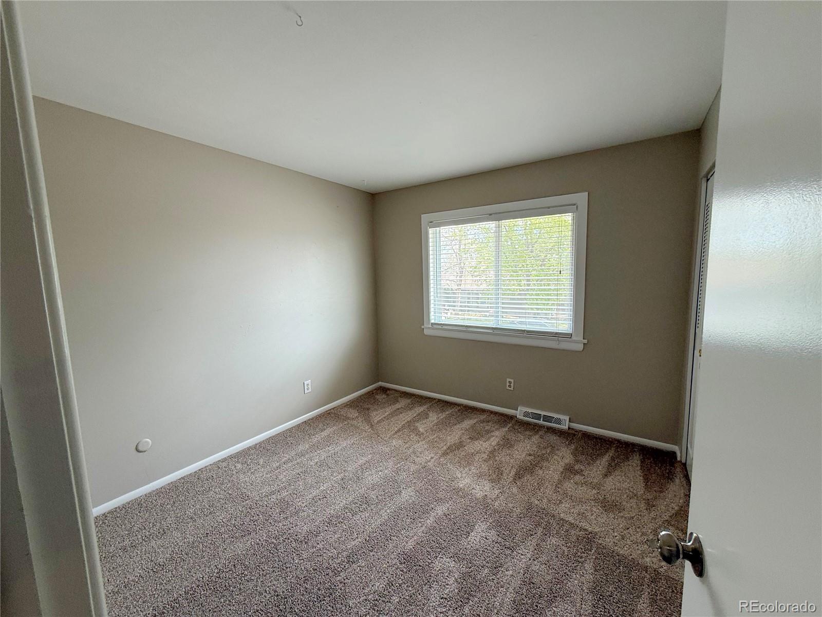 MLS Image #15 for 1437 s yank street,lakewood, Colorado