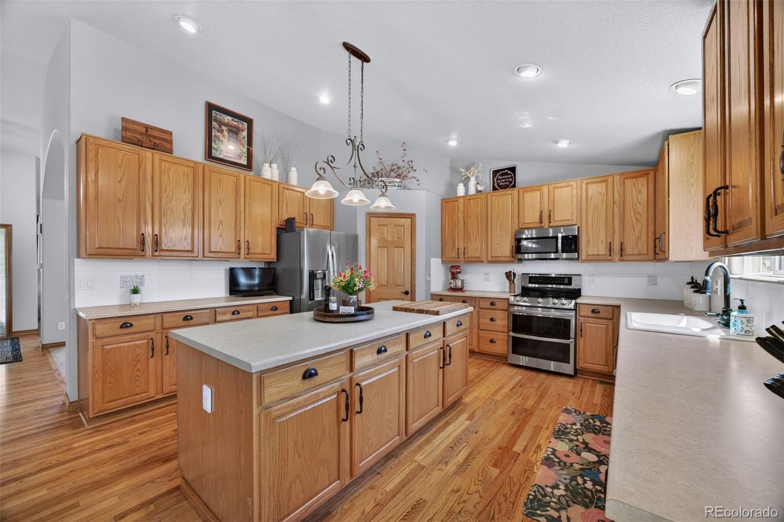 MLS Image #10 for 1714  parkdale circle,erie, Colorado