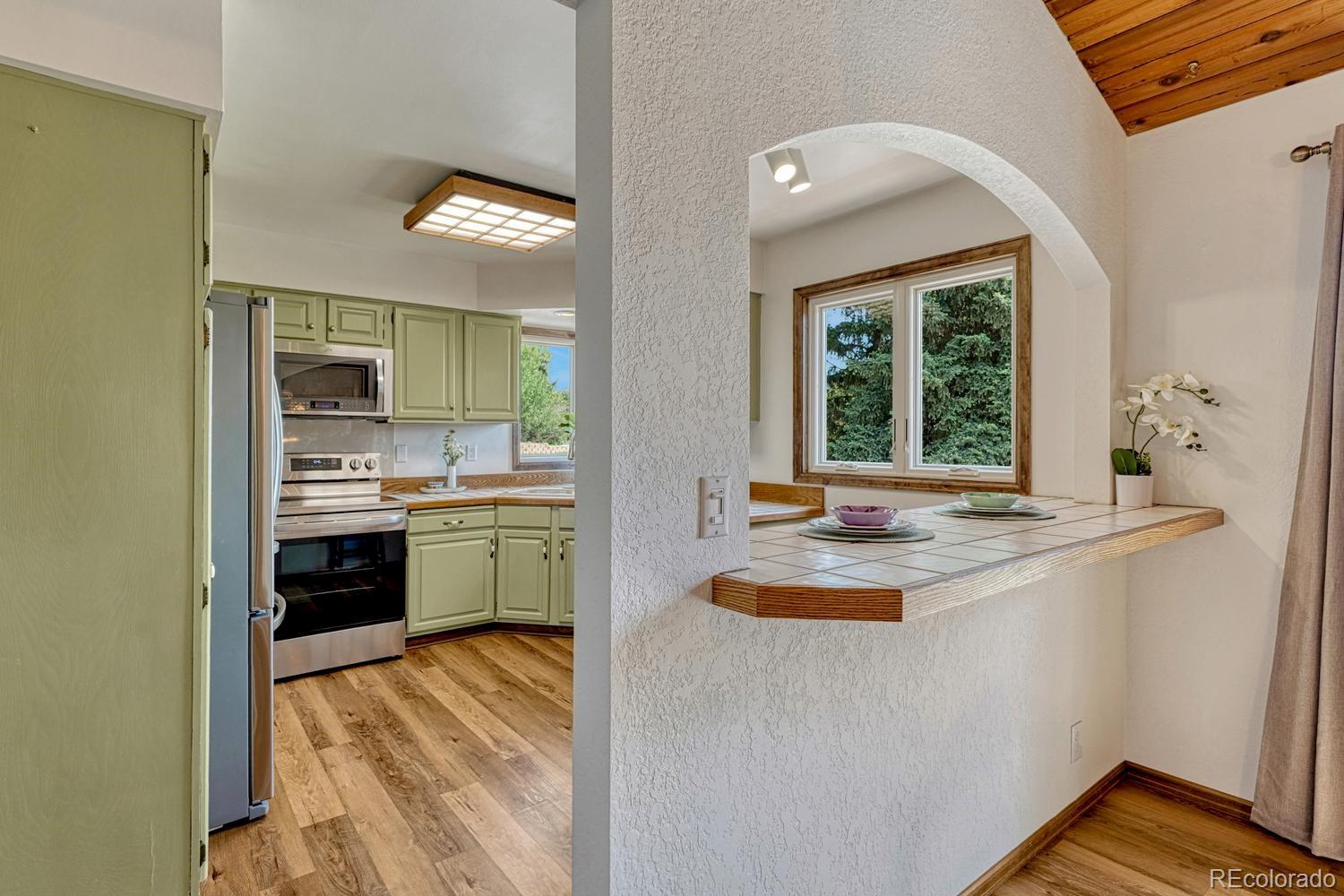 MLS Image #15 for 5180  platinum drive,colorado springs, Colorado