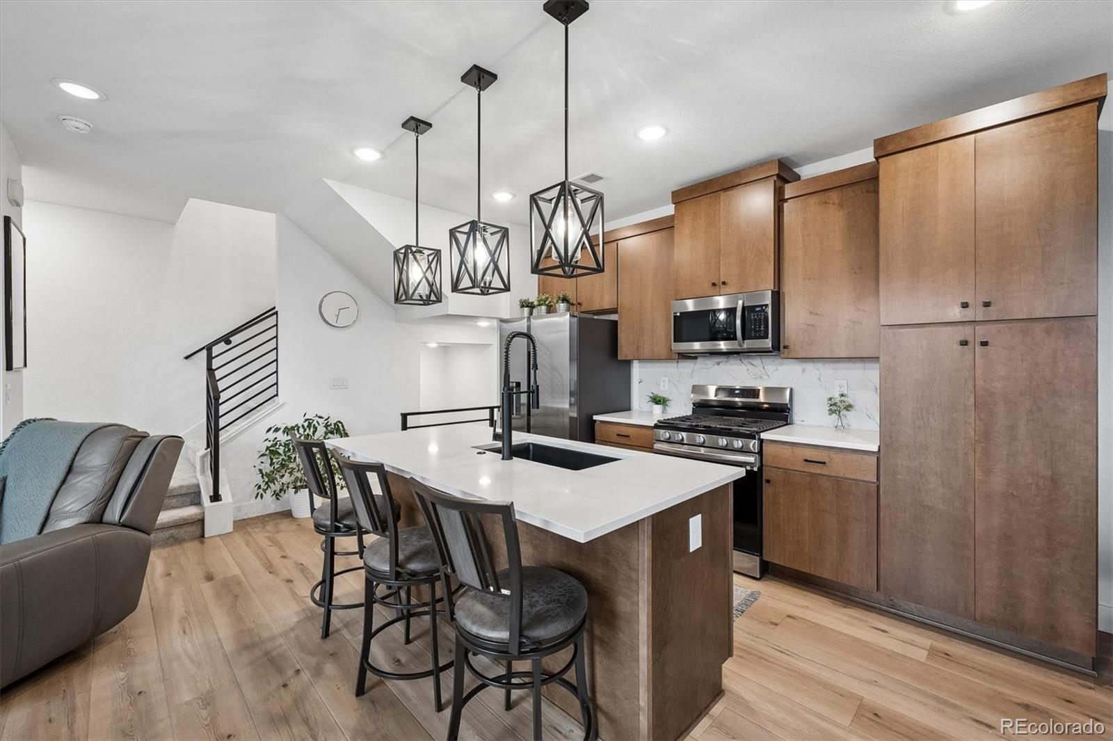 MLS Image #5 for 2064 s holly street,denver, Colorado